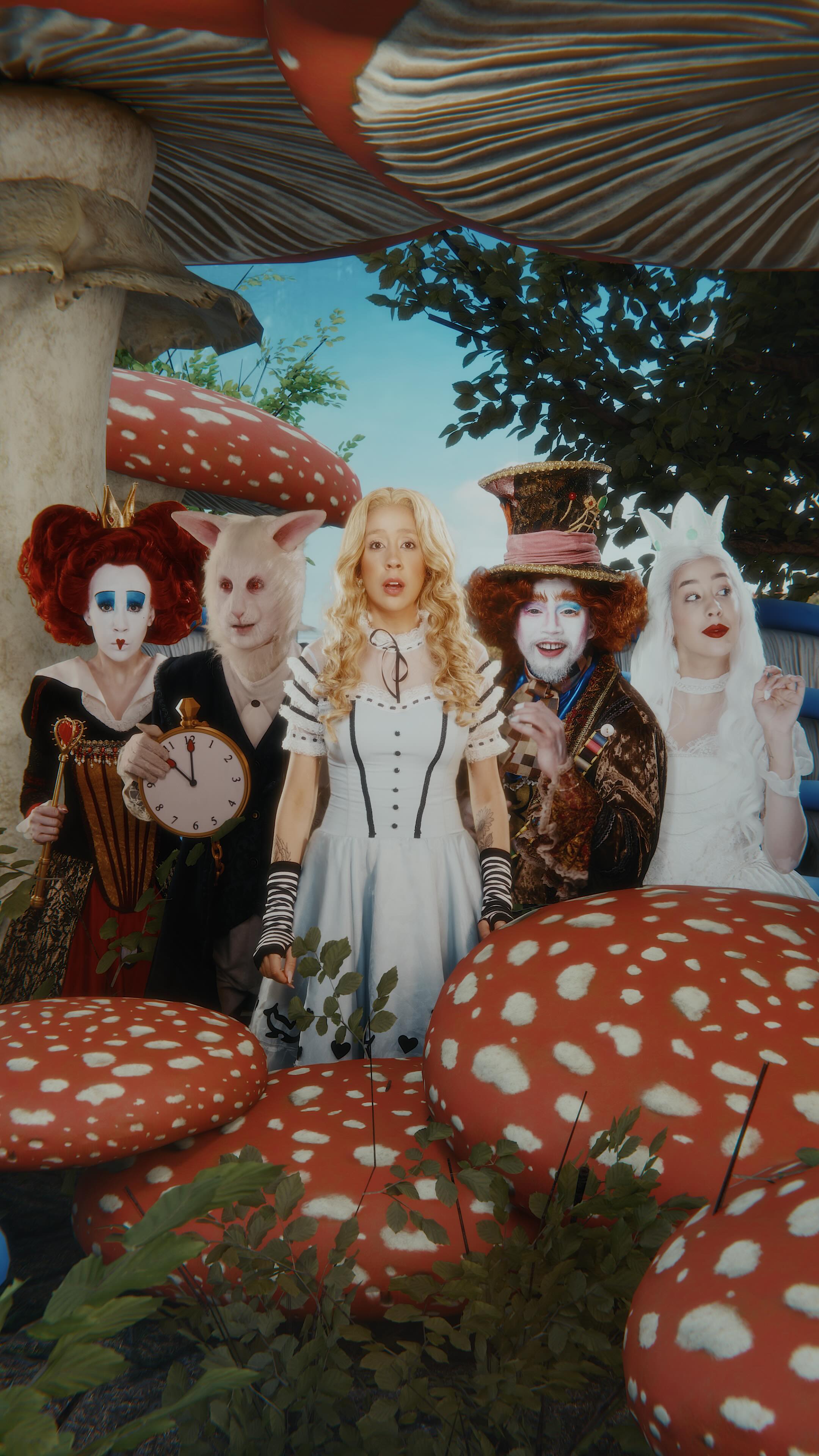 Alice no país das maravilhas ♥️🐇🍄⏱️👑🫖 . “O segredo, querida Alice, é ...