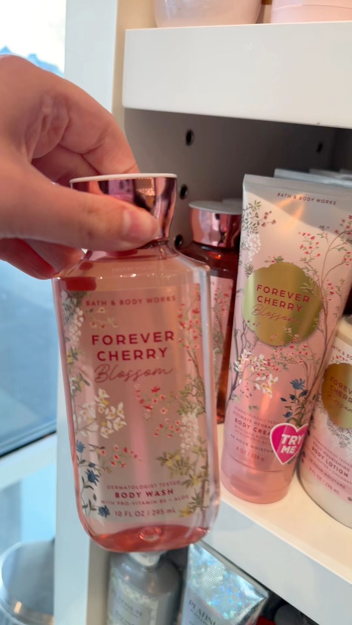New forever cherry blossom at bath & body works #bathandbodyworks