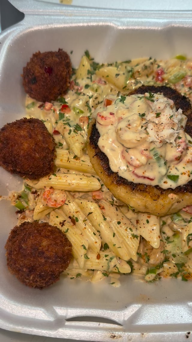 Our Seafood Who Dat Sauce CHEFS Kiss🔥💋🤏🏼 One Thing our Customers dont ...