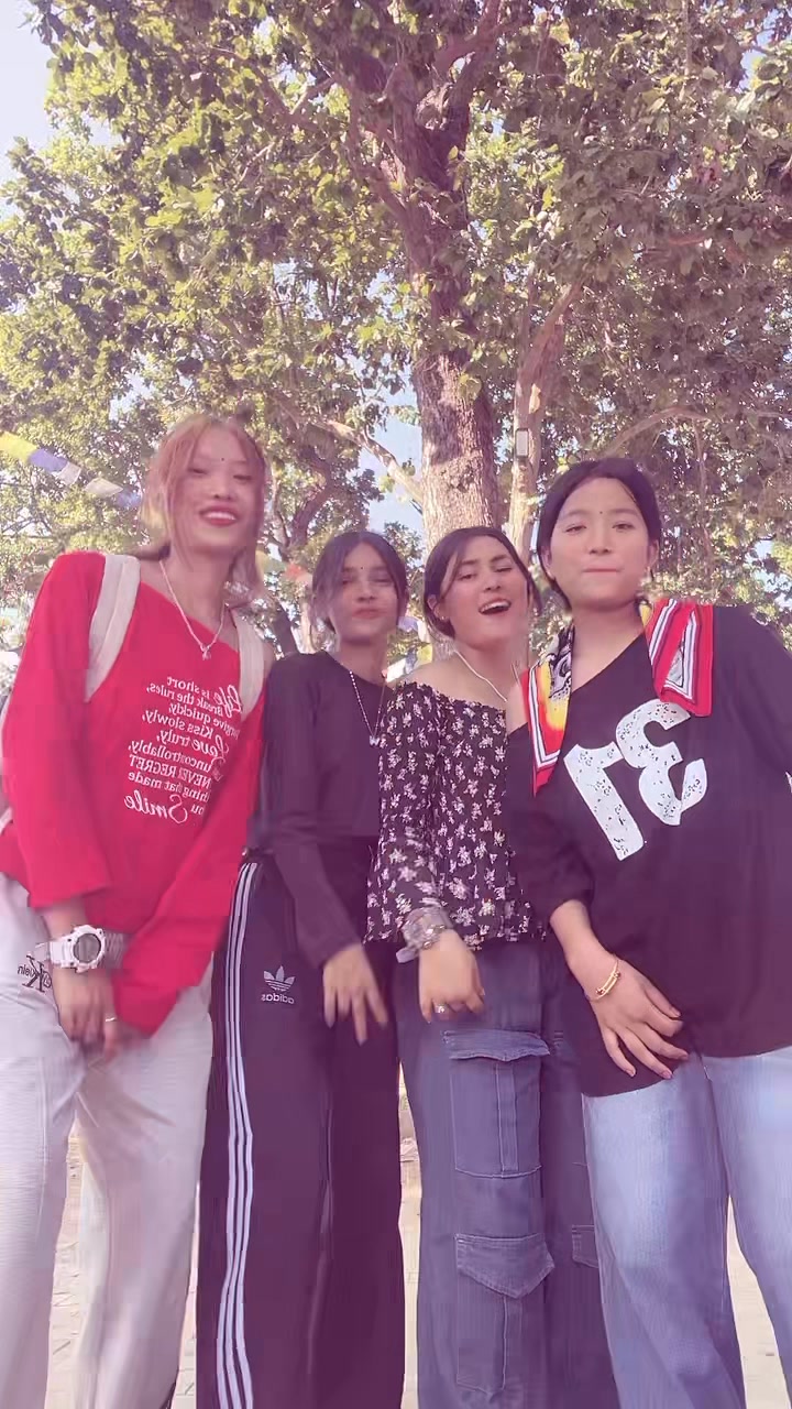 Pyarii haru ️‍🩹💋💐 ️🖤 #goviral #kailalinepal #virarvideo # ...