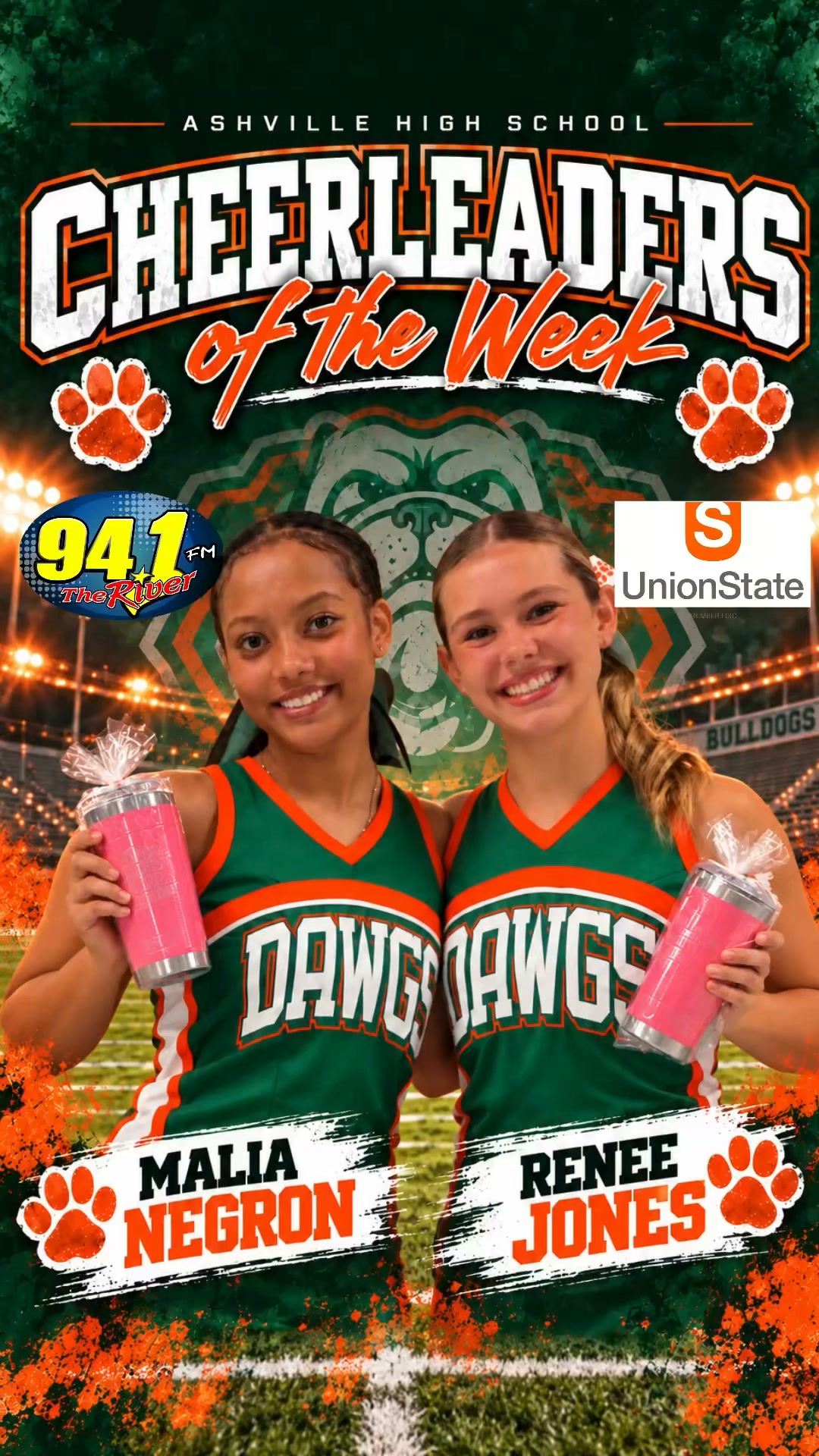 チアーホーン　CHEER HORN 黒　4連　レア Congratulations to Ashville High School's Malia Negron & Renee