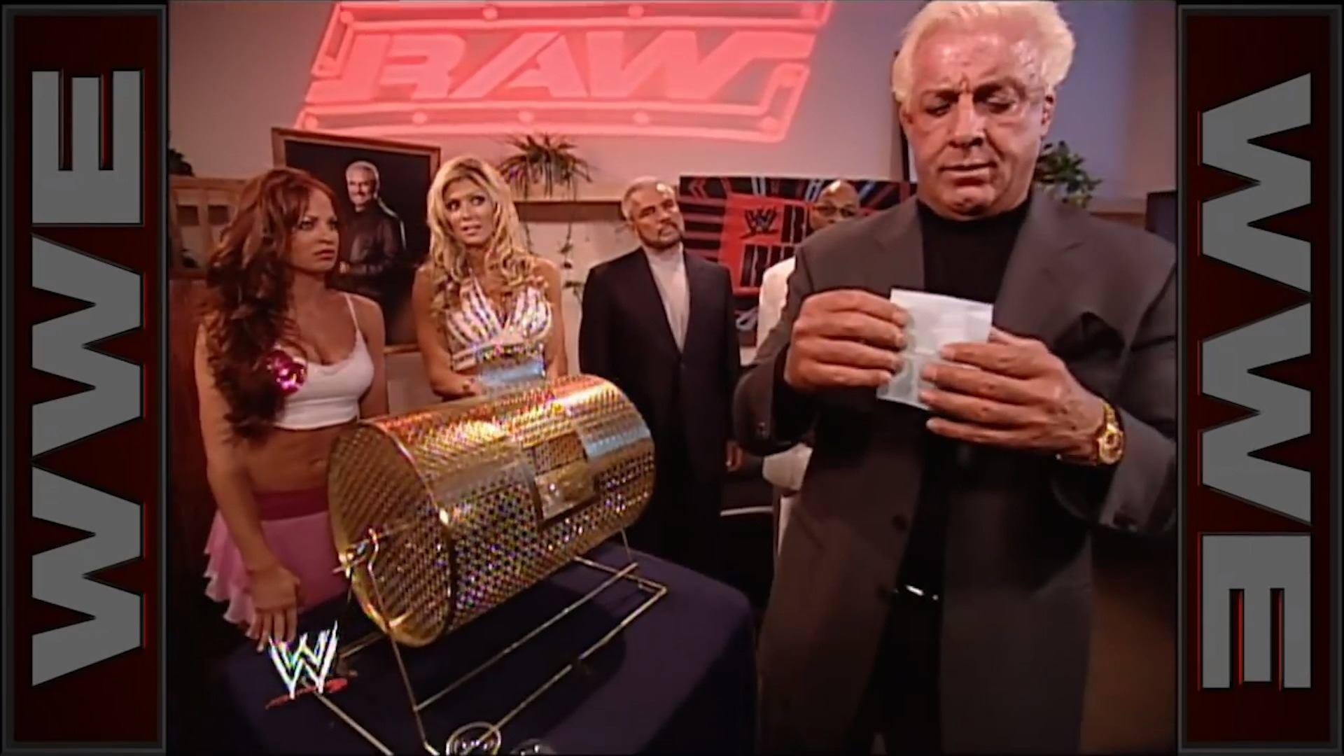 This is STILL one of the best 'Royal Rumble' moments ever, thanks to ...