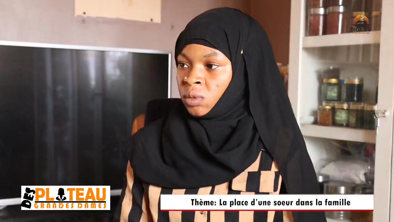 PLATEAU DES GRANDES DAMES INVITÉ : BA SOLO KANTE THÈME : LA PLACE D'UNE ...