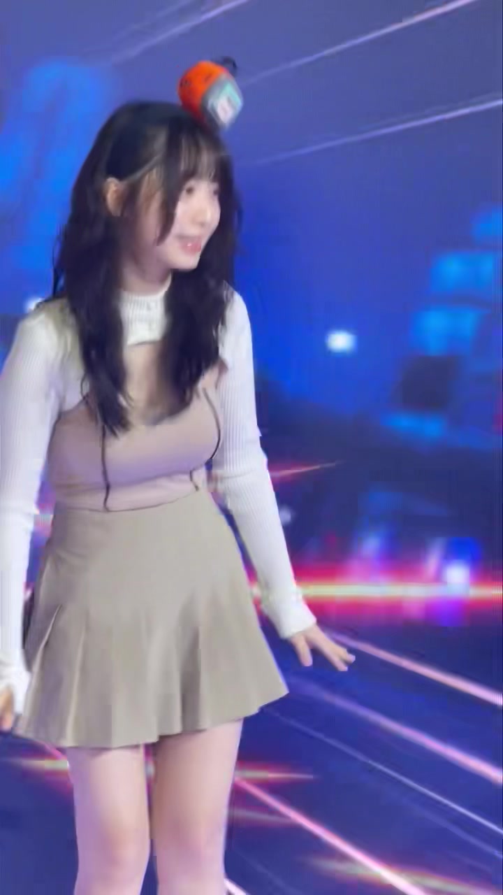 伊織萌