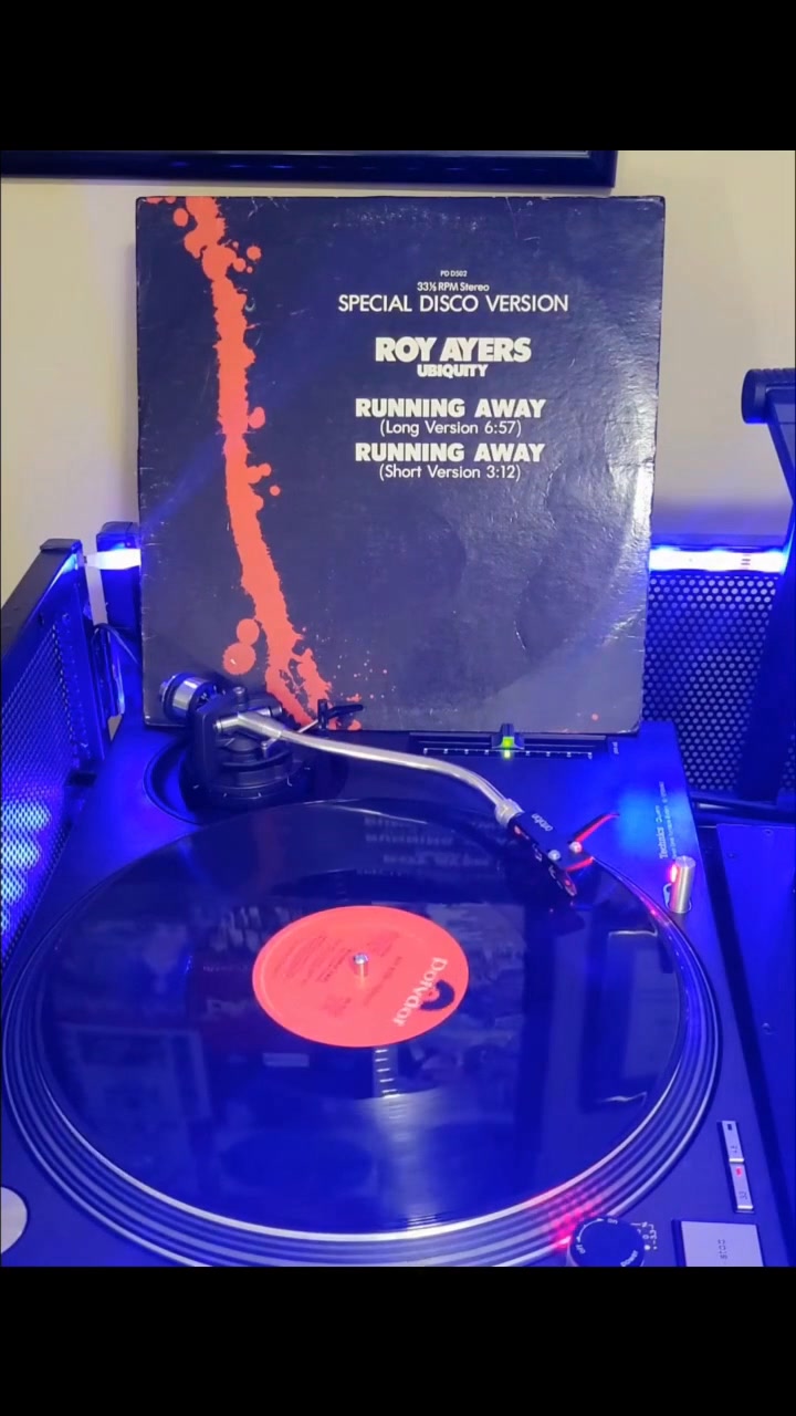 Running by Roy Ayers. A dancefloor classic. R.I.P. #royayers