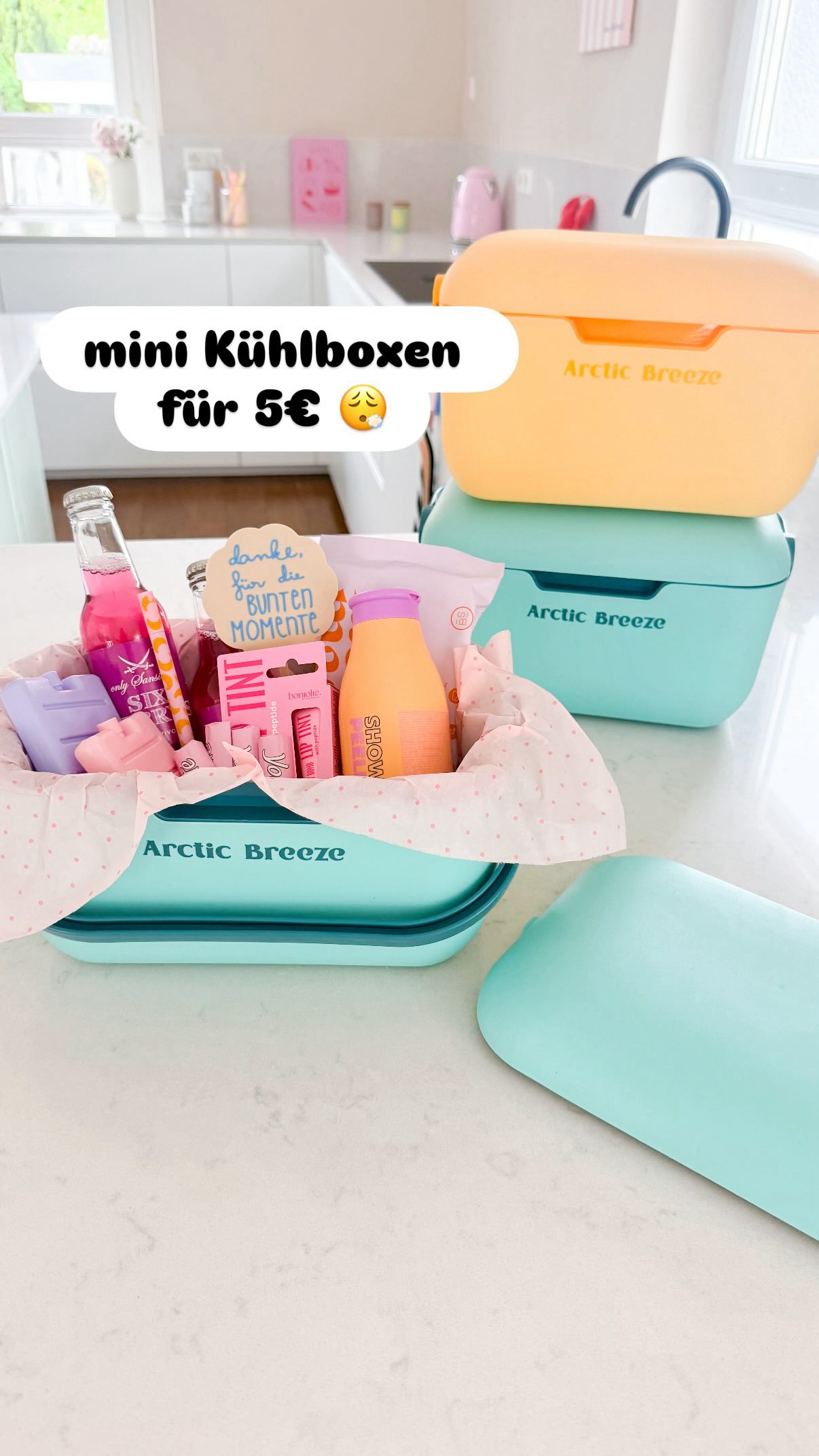 RUN zu Action 😮‍💨🩵, Diese Mini-Kühlboxen für nur ca. 5€ sind das perfekte Abschiedsgeschenk für Lehrerinnen, Erzieherinnen & Lieblingsmenschen ✨☀️…, Nice,oder?💕🥰👀, Die Geschenkstecker findet ihr bei