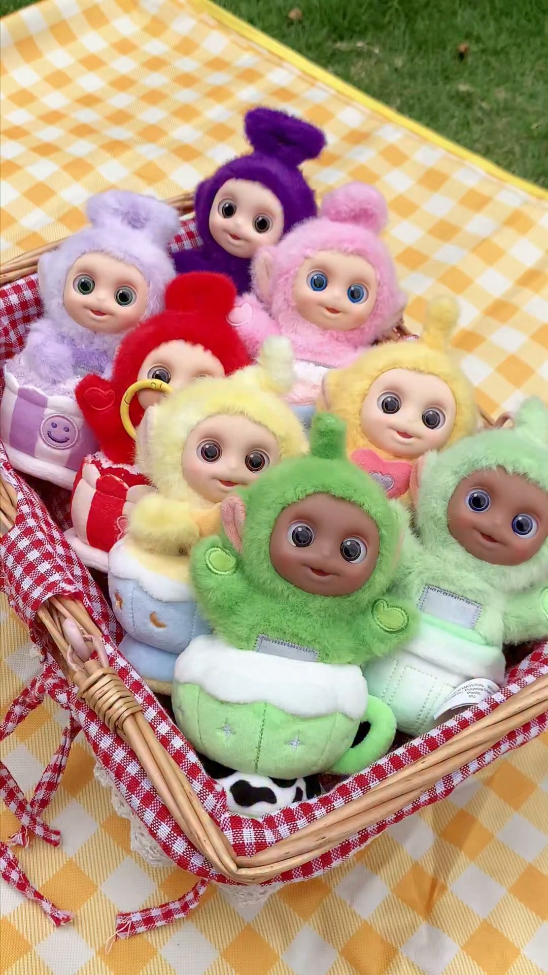 It's time for afternoon tea with the Teletubbies! When the