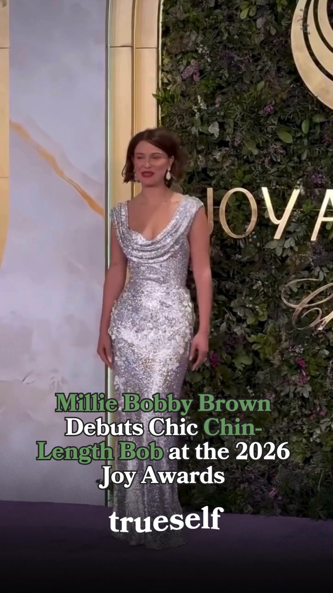 millie bobby brown silver dress Shines Bright in a Dazzling Gown black dress plus size Color:Black  Chelsea Boots Bump-friendly & Oh-so-cute💛✨ @hayleyalaines