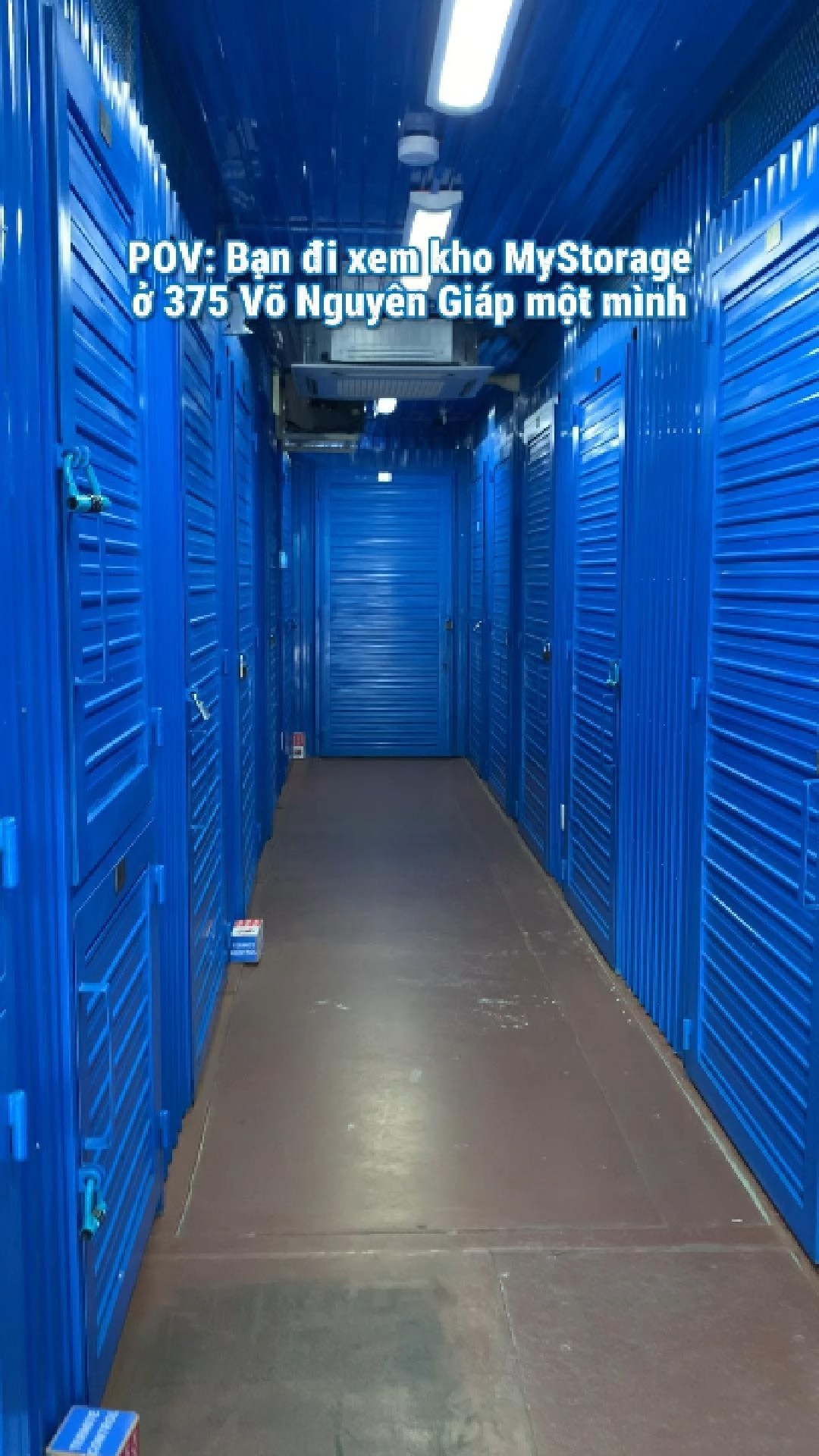 POV: Bạn là khách ngày đầu đi xem kho tự quản MyStorage ở 375 Võ Nguyên ...