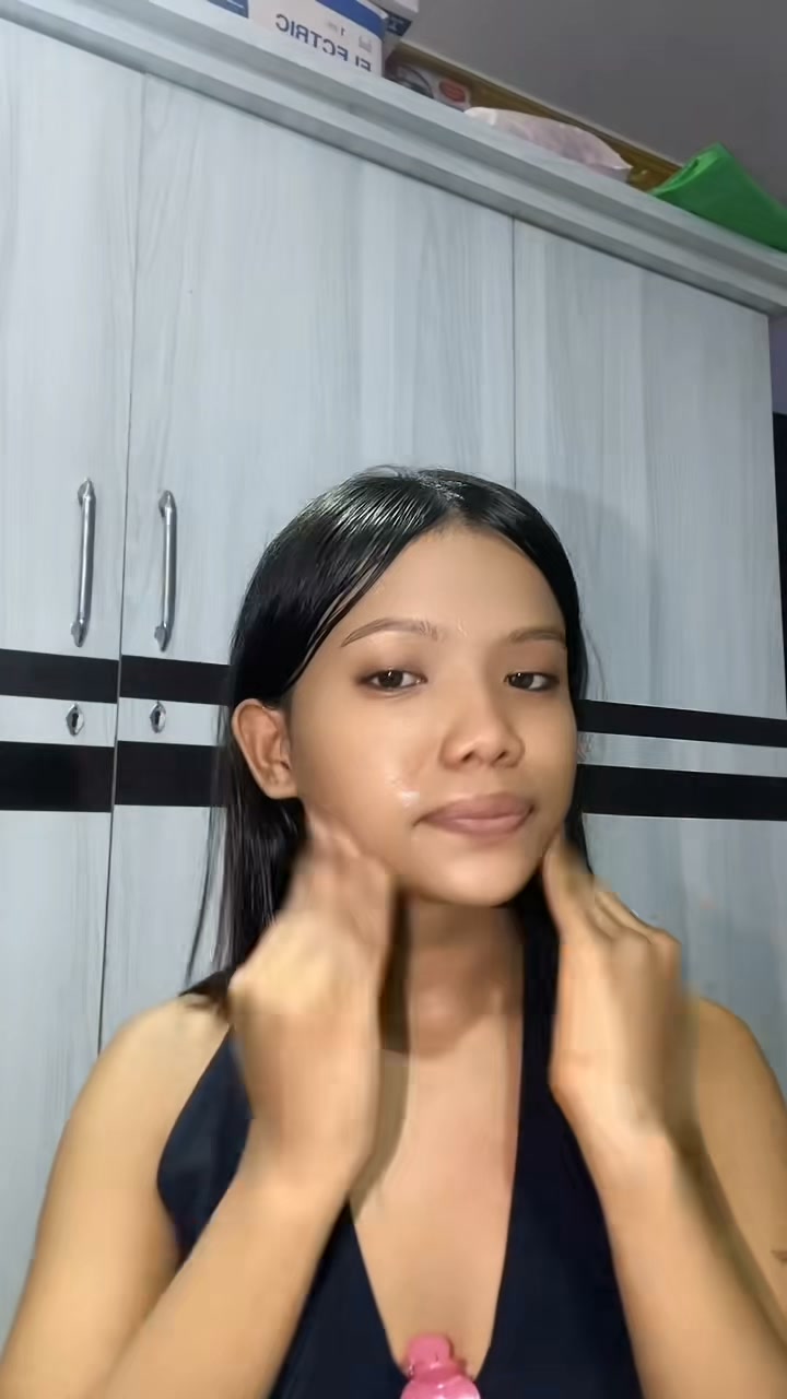 glutathione whitening black skin Zuwacosmetics Cream helps brighten the skin, improve uneven tone, and leave your complexion looking smoother and more radiant IV Drips & Vitamin Cardiovascular Diseases Specification:10 mg