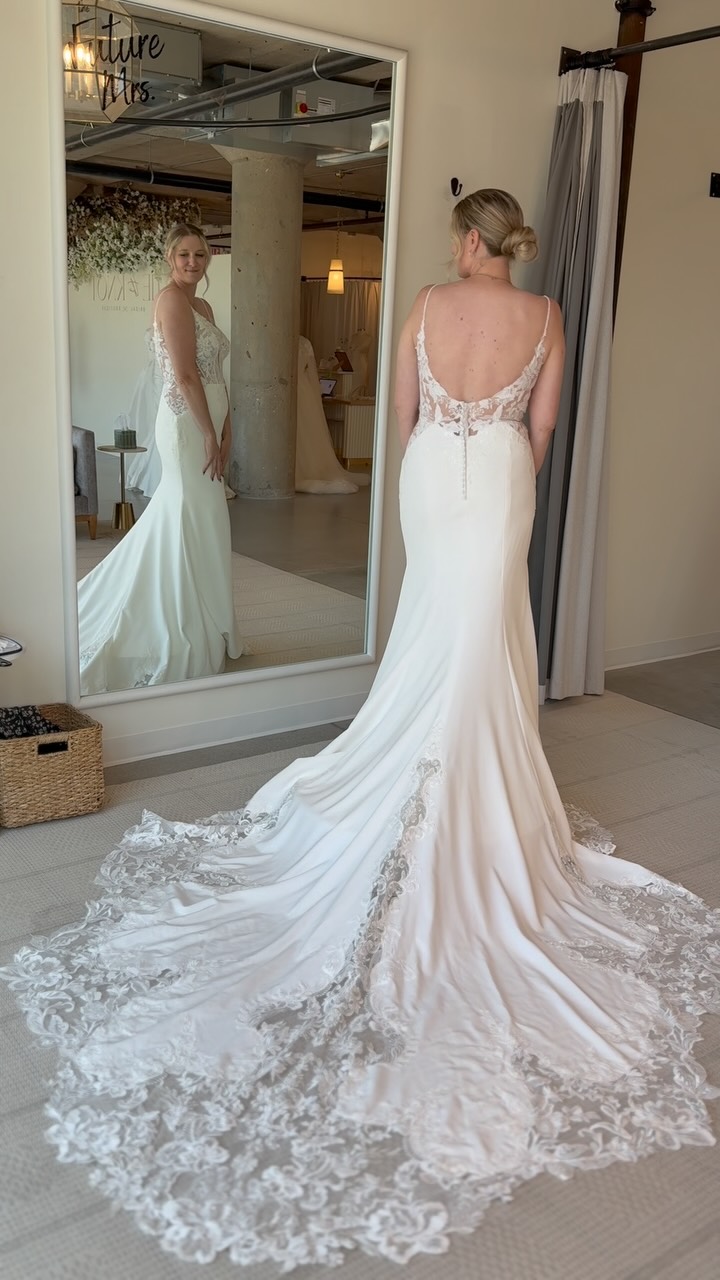 green bay dress shops Tie the Knot Bridal Boutique Grad dresses