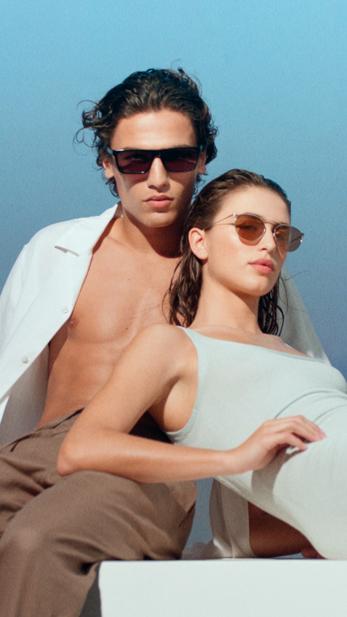 Live in new Calvin Klein Eyewear. ​ ​ Minimalist frames reimagined