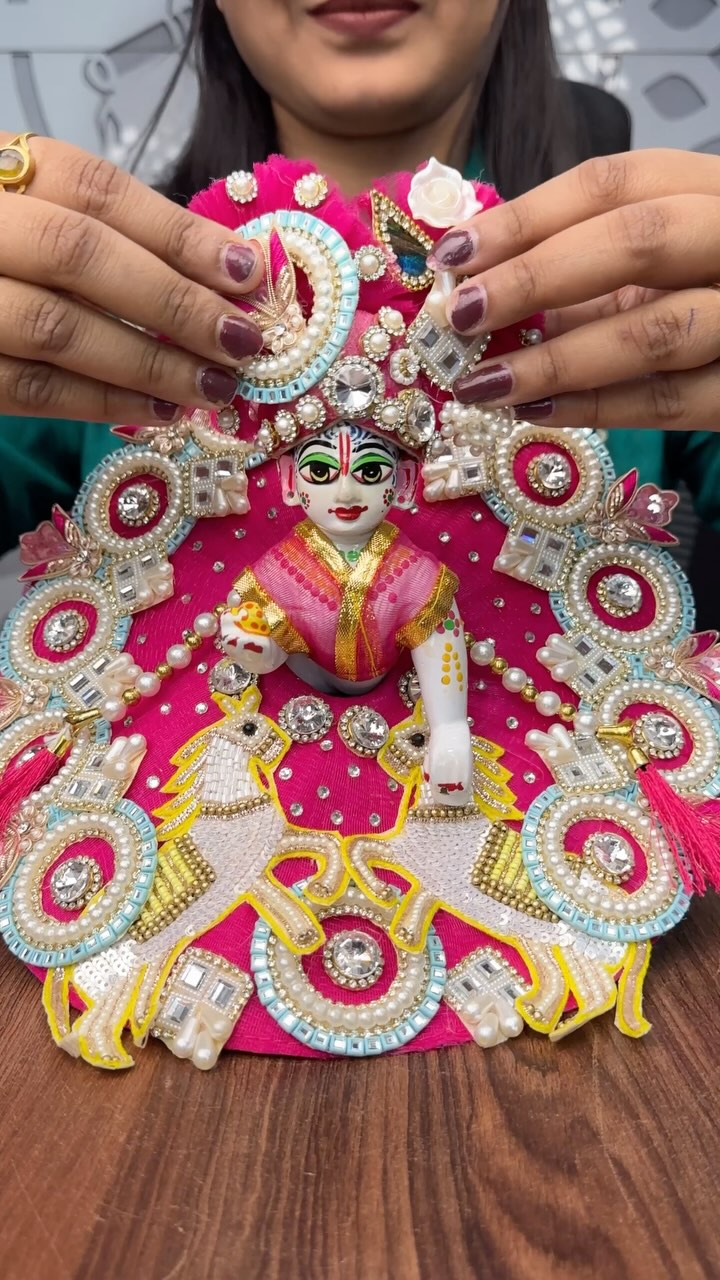 Beautiful rani dress for laddu gopal ji😍😍😍 Order on our website ...