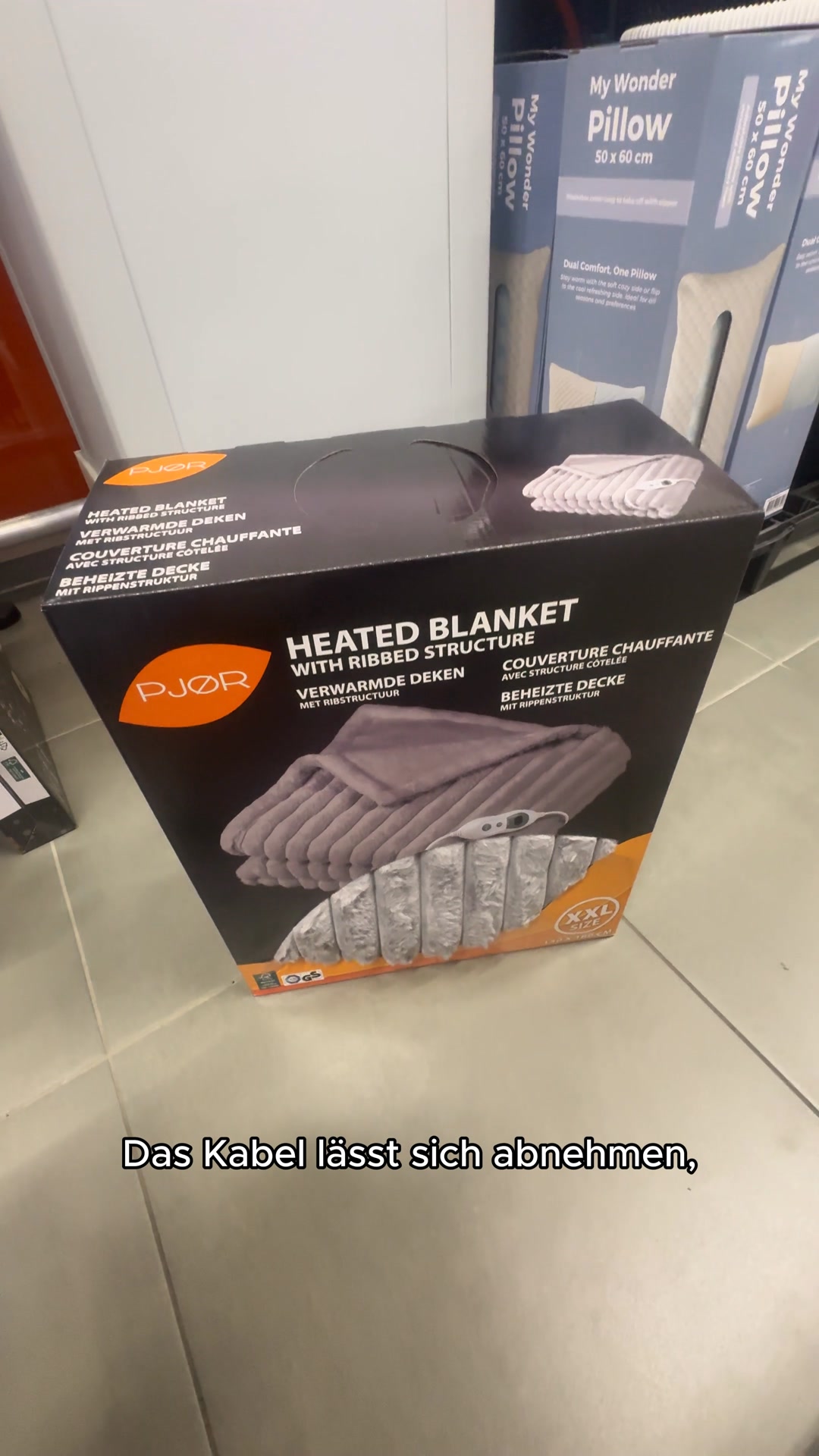 🛋️✨ ELEKTRISCHE HEIZDECKE bei ACTION!, Dein Wärmewunder für den Herbst:, ✔️ 130x180 cm – groß genug zum Einmummeln, ✔️ 9 Heizstufen – für die perfekte Temperatur, ✔️ Abnehmbares Kabel & waschbar –