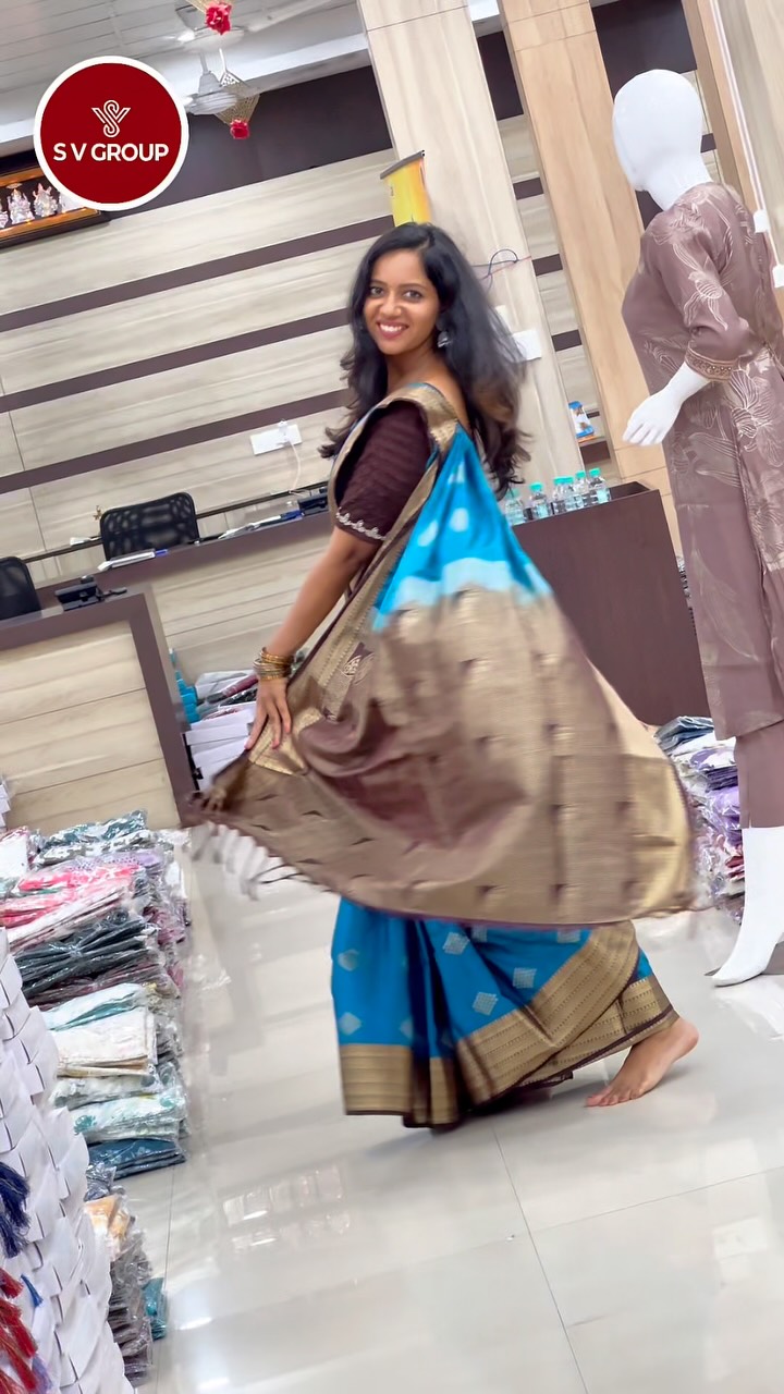 ladies dress shops in calicut SV GROUP dress_type_Sweetheart Neckline