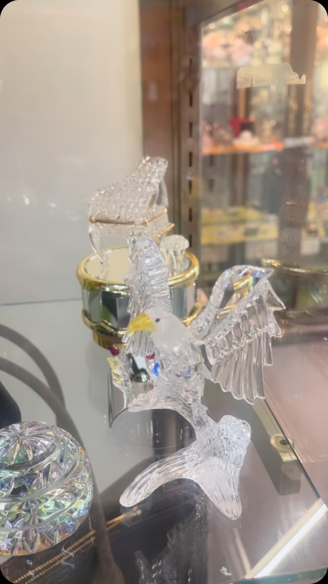 Constructed using diverse techniques, crystal cuts, and colors