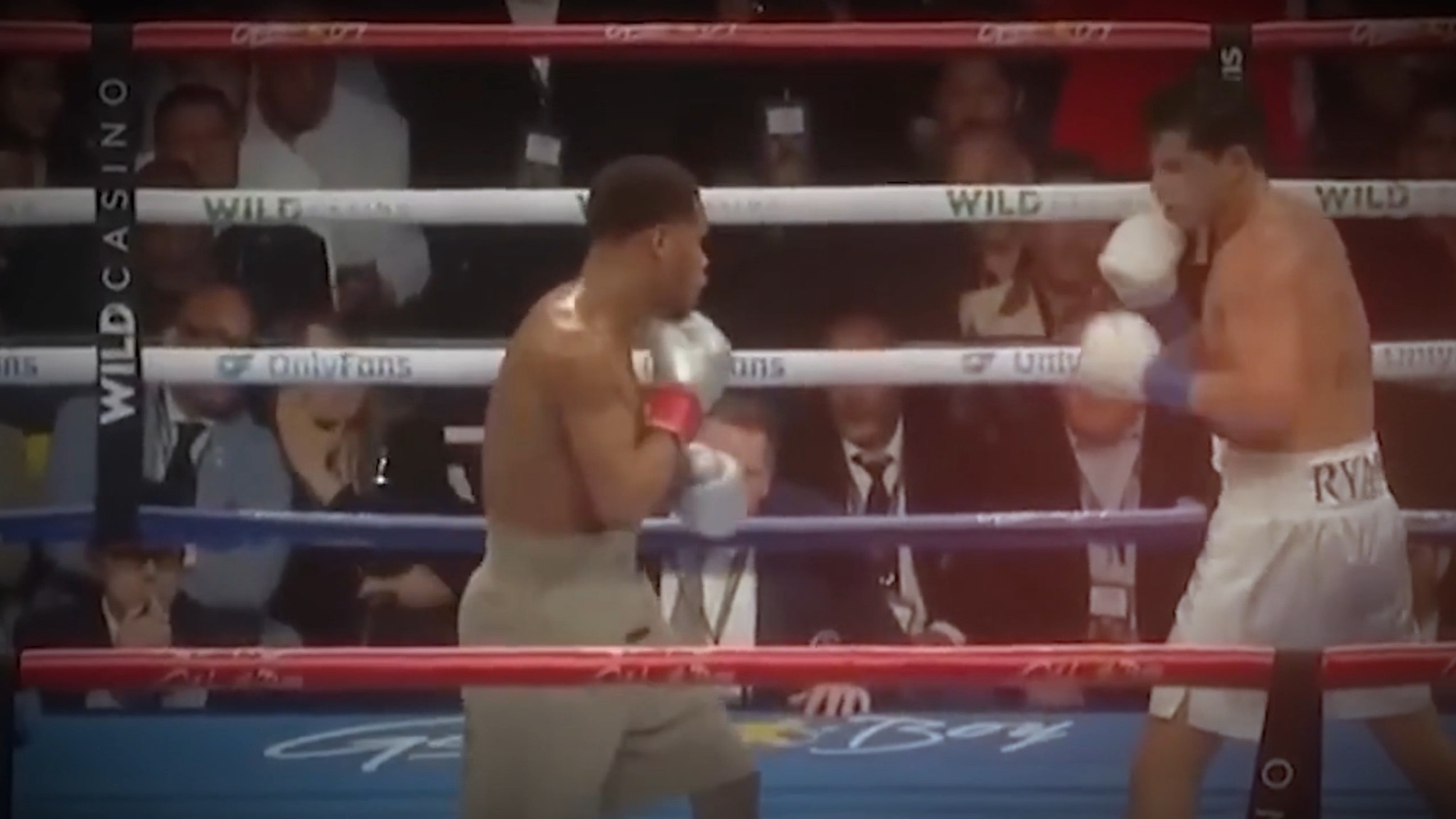 “This fight turned into a WAR 🔥🥊 Who’s winning here?” #ViralReels # ...