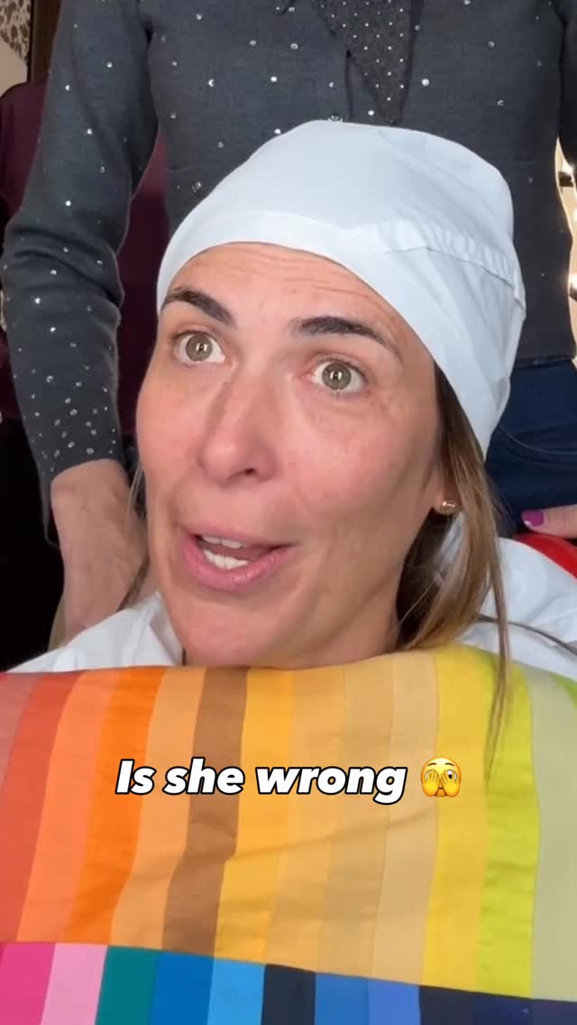 Her entire face lights up! 🔥 | The Color Countess | Facebook