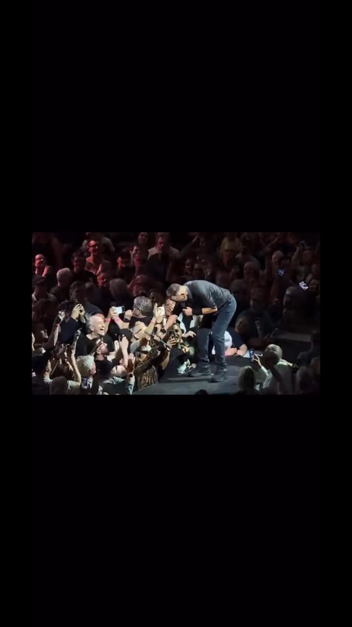 Bruce Springsteen performing “10th Avenue Freeze-Out” in Los