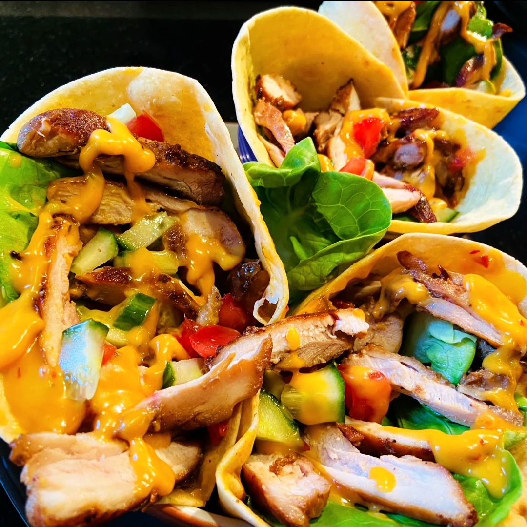 Duik in een culinair avontuur met onze onweerstaanbare Grilled Chicken ...