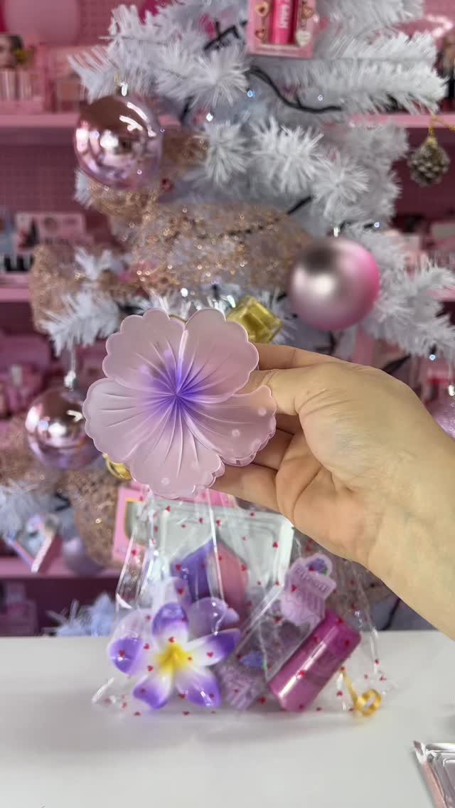 Kin Rose - Kin Rose added a new photo — in Costa Rica.