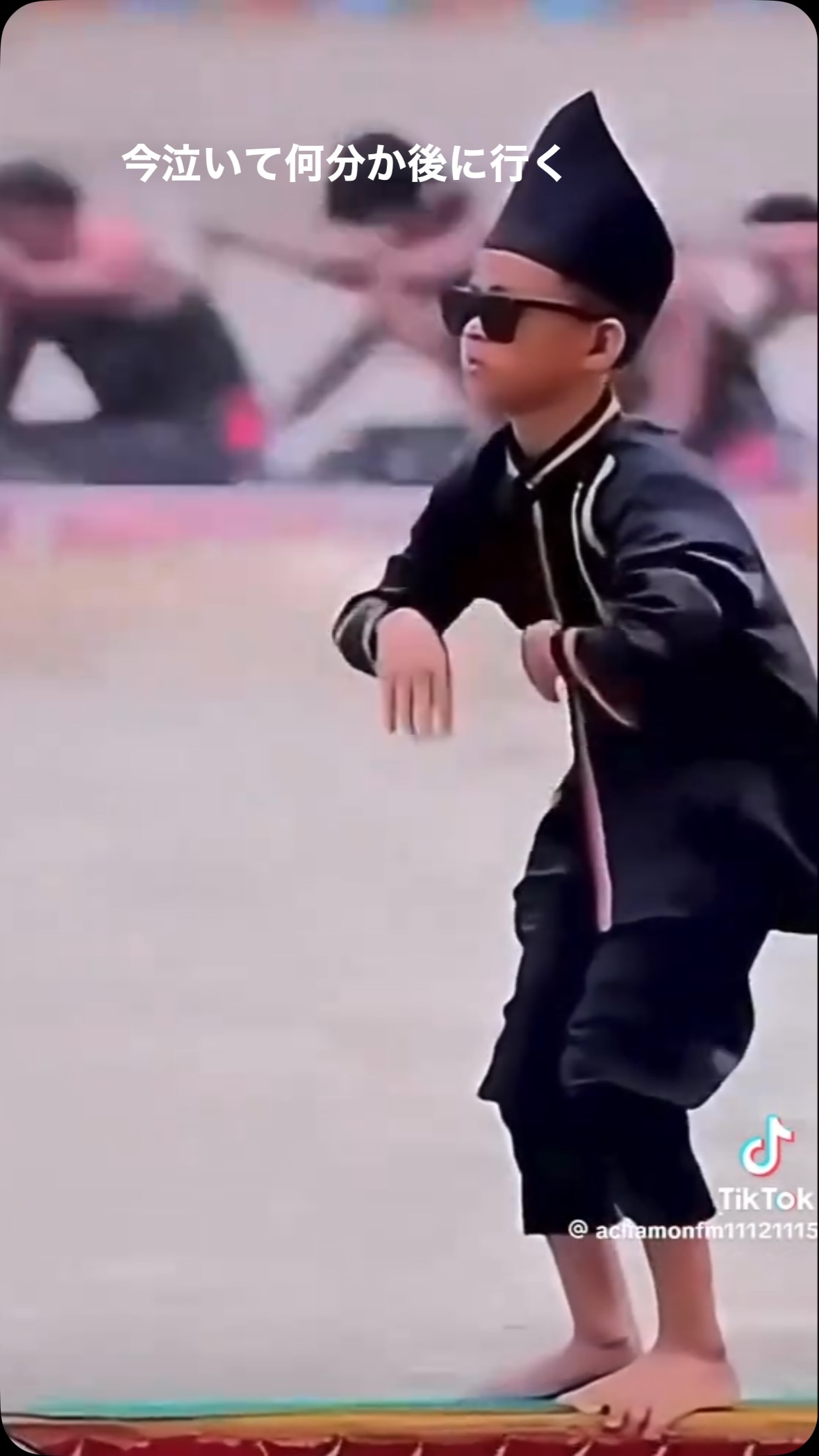 インドネシア🇮🇩のボートレース 流行りのダンス 覚えて踊らないと