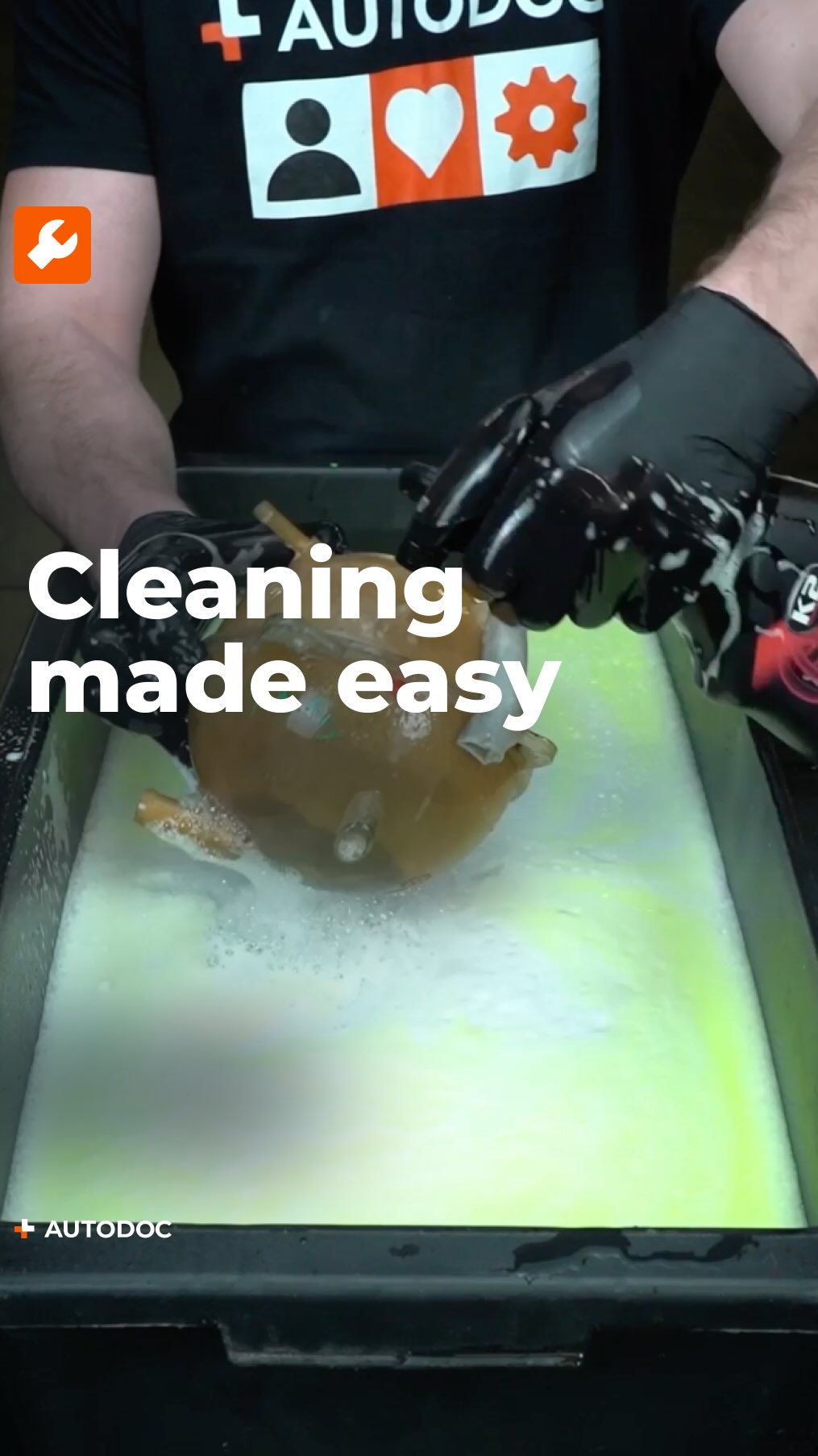 Cleaning Made Easy!🧼🫧 Here’s a simple trick to quickly clean your fluid ...