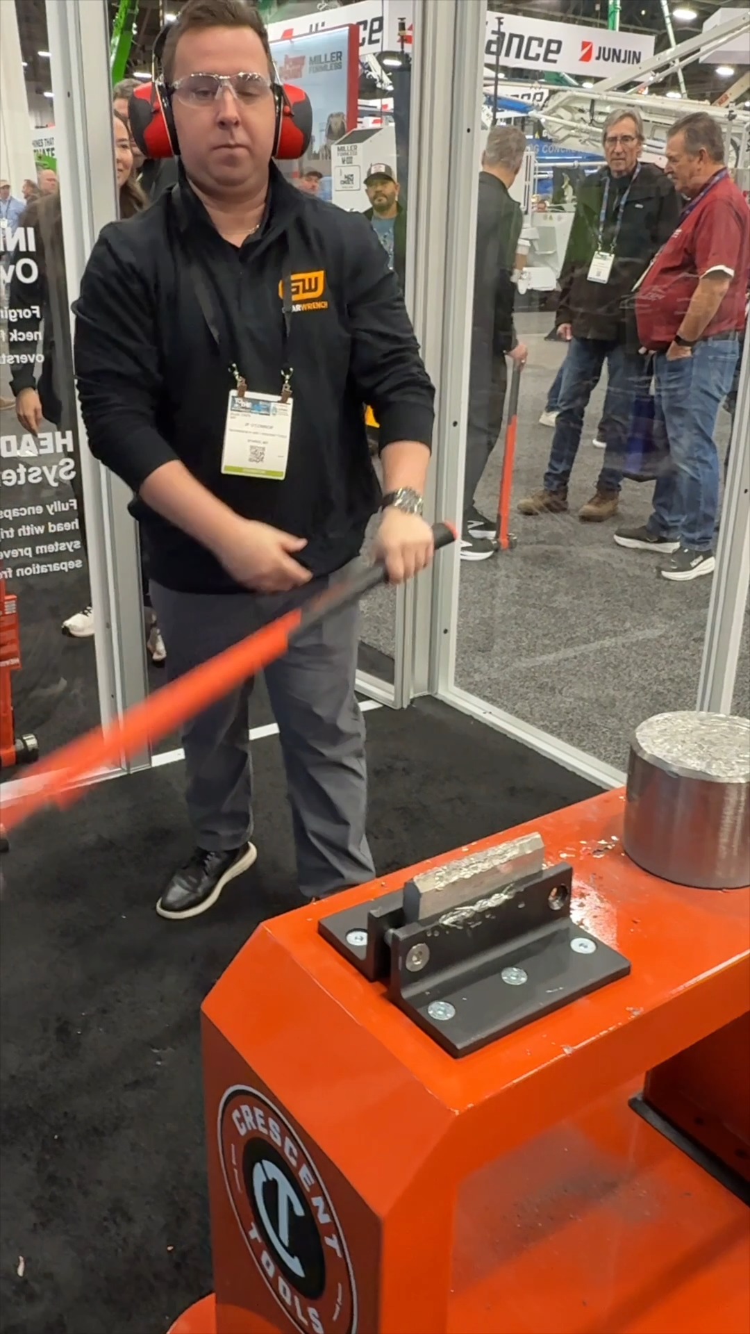 Check out the Crescent Tools HeadLock sledgehammer in action at World ...