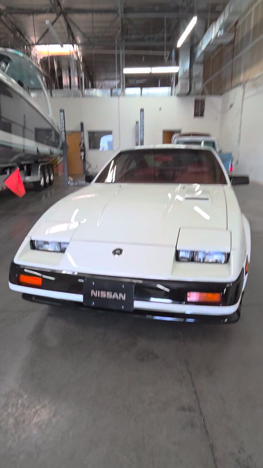 Thinking about buying a 300ZX - whether Z31 or Z32 you're looking