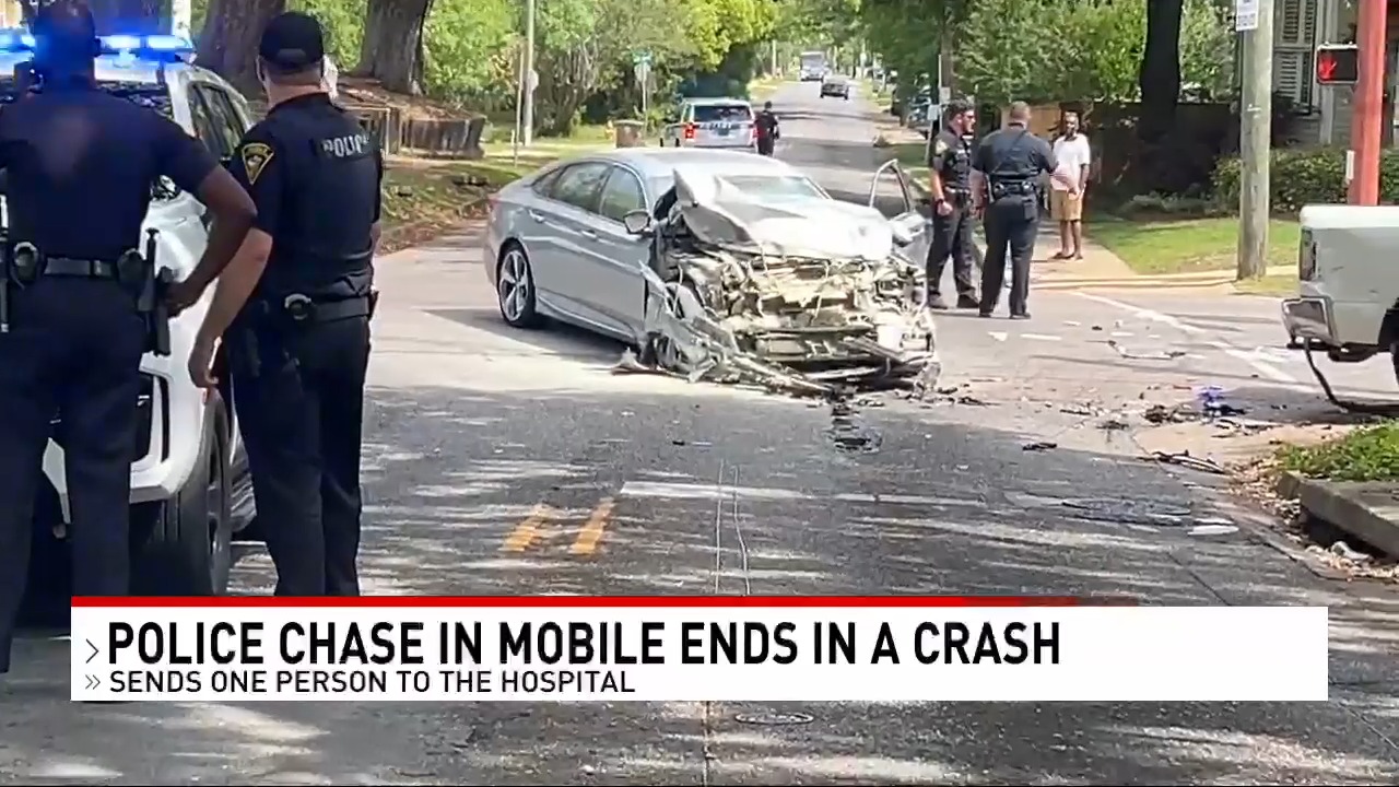 Update on today's high speed chase and crash in Mobile https://bit.ly ...