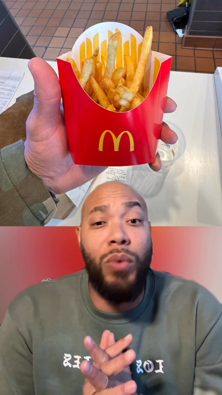 Am I tripping??? | Patrick Williams | Facebook