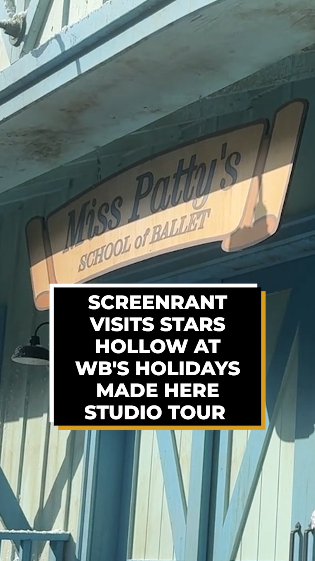 ScreenRant visits #StarsHollow at #WB's #HolidaysMadeHere Studio Tour 🎄 ...