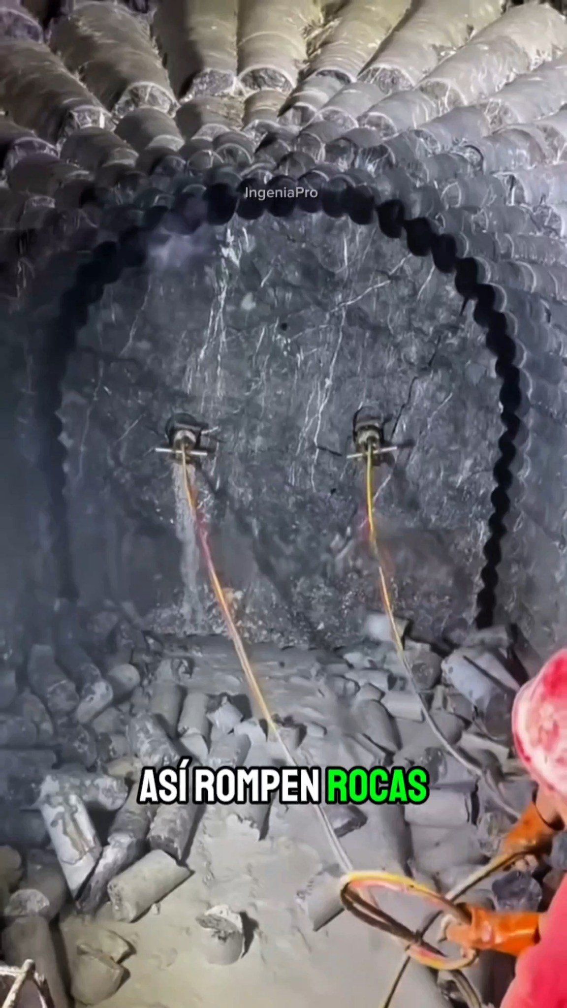 En China rompen la roca sin una sola explosión #China #IngenieriaChina ...