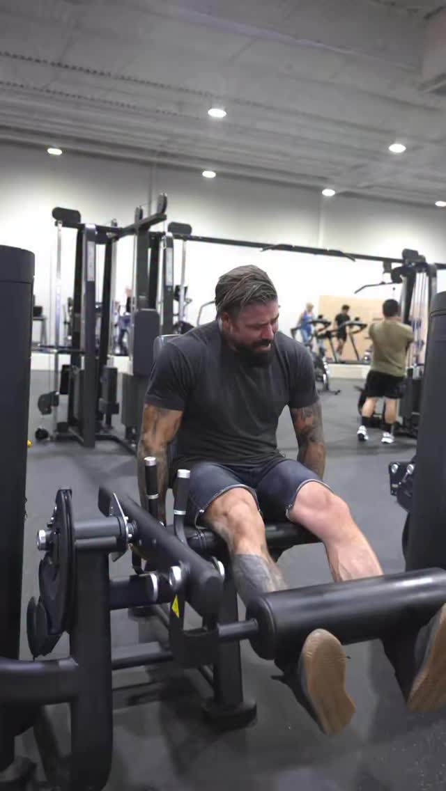 Knee pain? Your knees hurt on the knee extension machine? The fulcrum ...