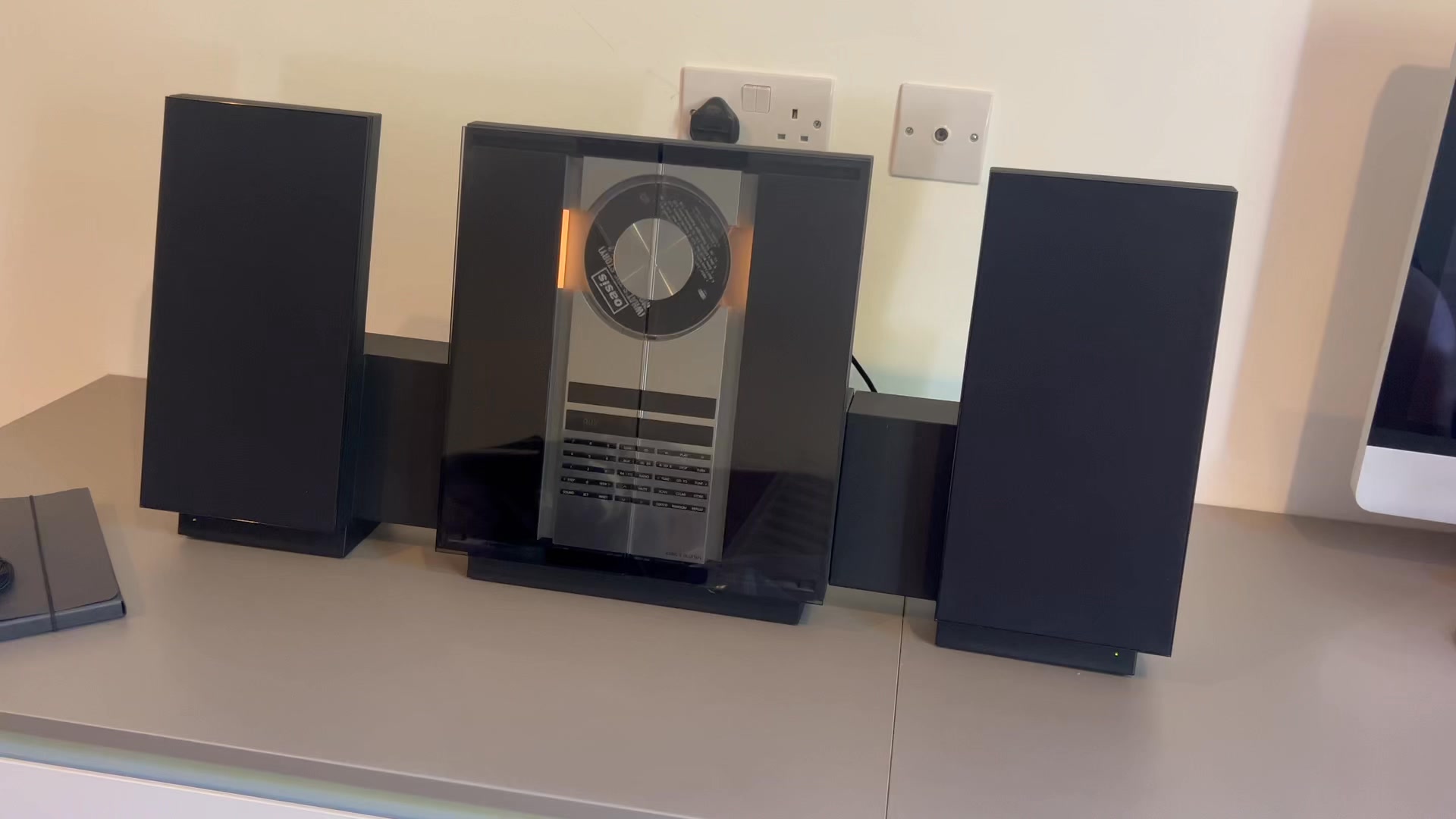 Bang & Olufsen Beocenter 2300 and Beolab 2500 speaker system for sale