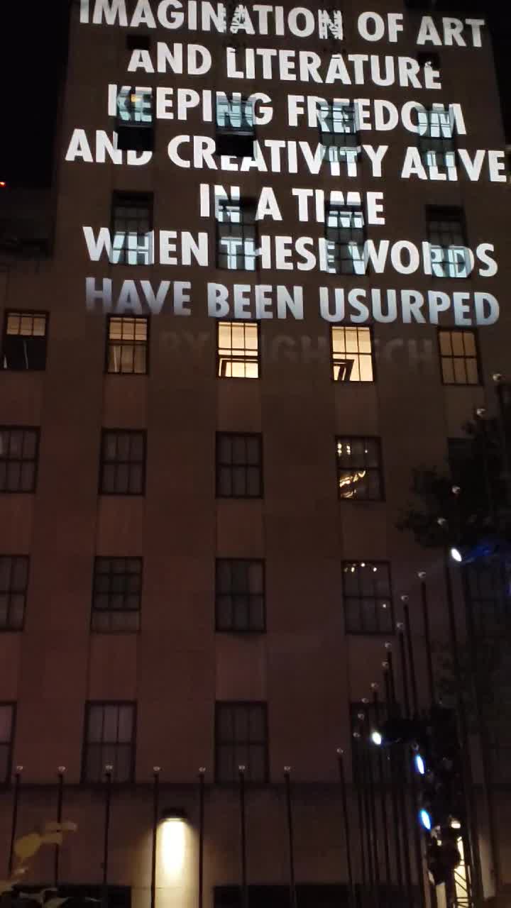 Jenny Holzer's 'Truisms' in Times Square