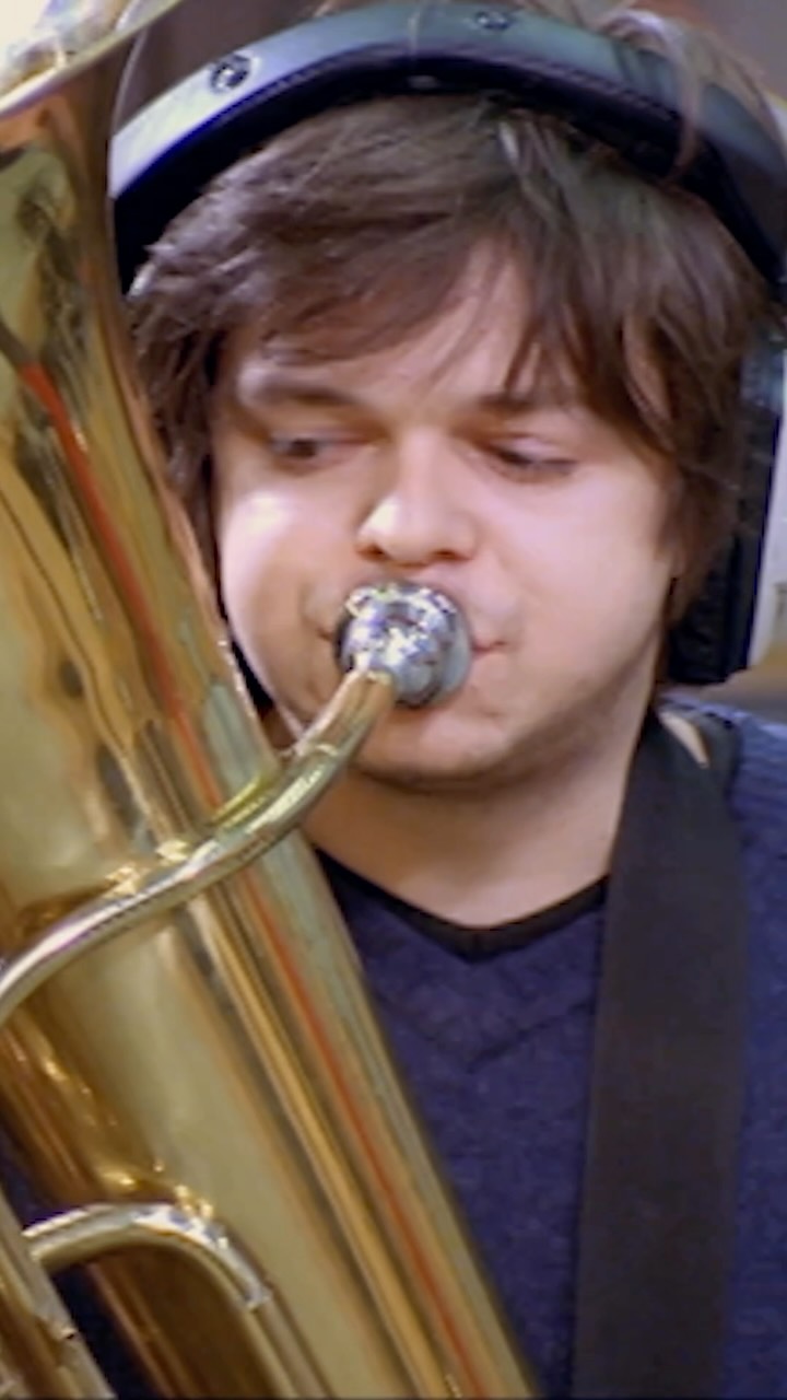 Supergrass recorded an “alternative” version of Moving for a