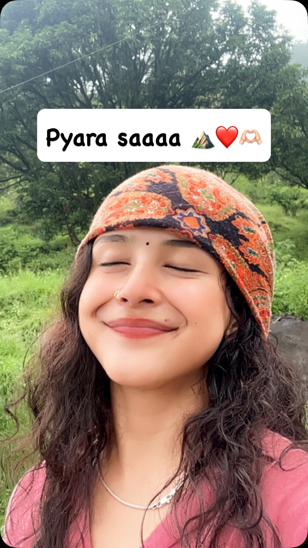 Y pyaree pahad ⛰️ ️ (mere home s pass ka view h ☺️) Song-: swami ...
