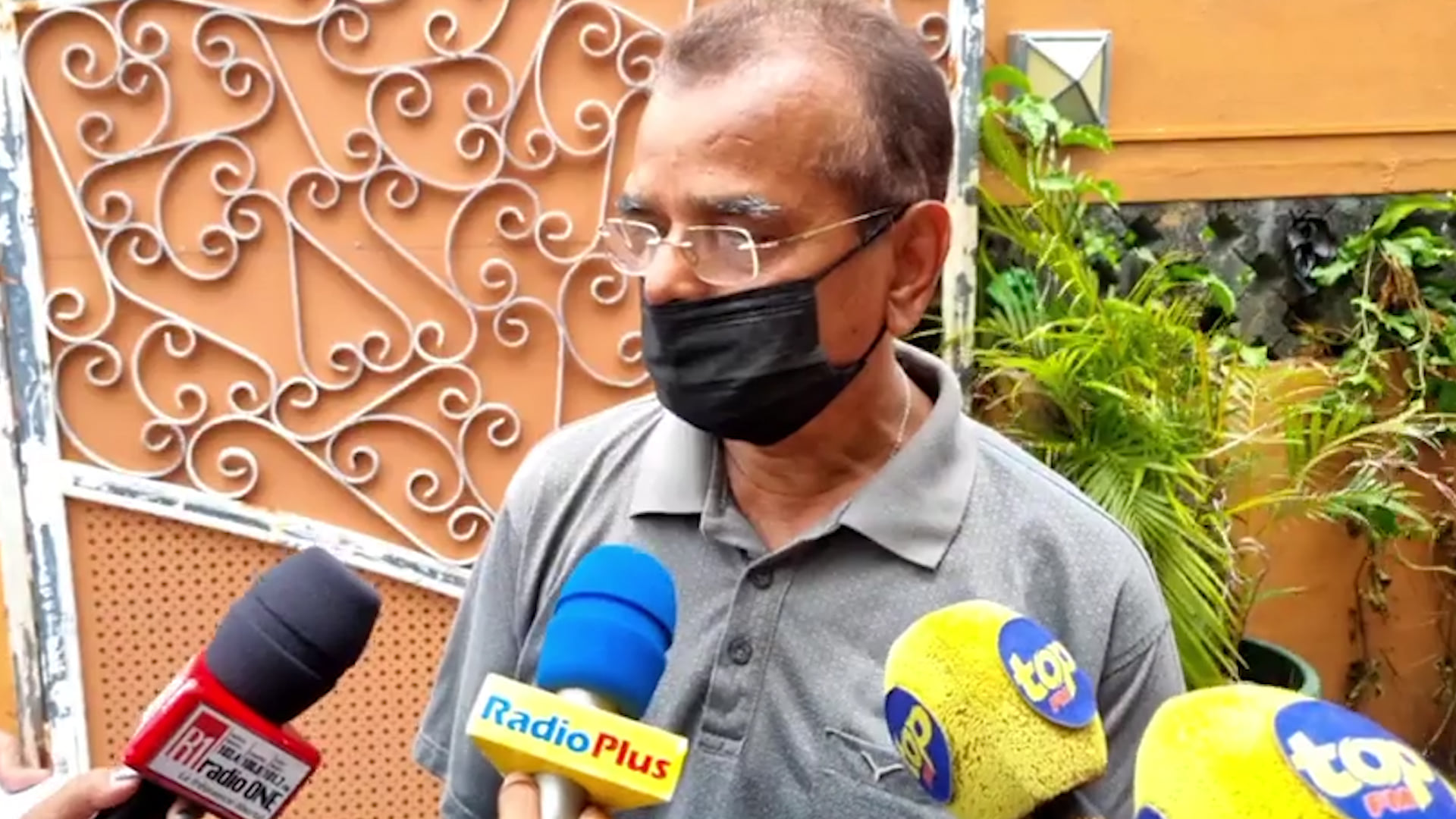 Suren Dayal : «Raj se enn gran fighter» | Suren Dayal : «Raj se enn ...