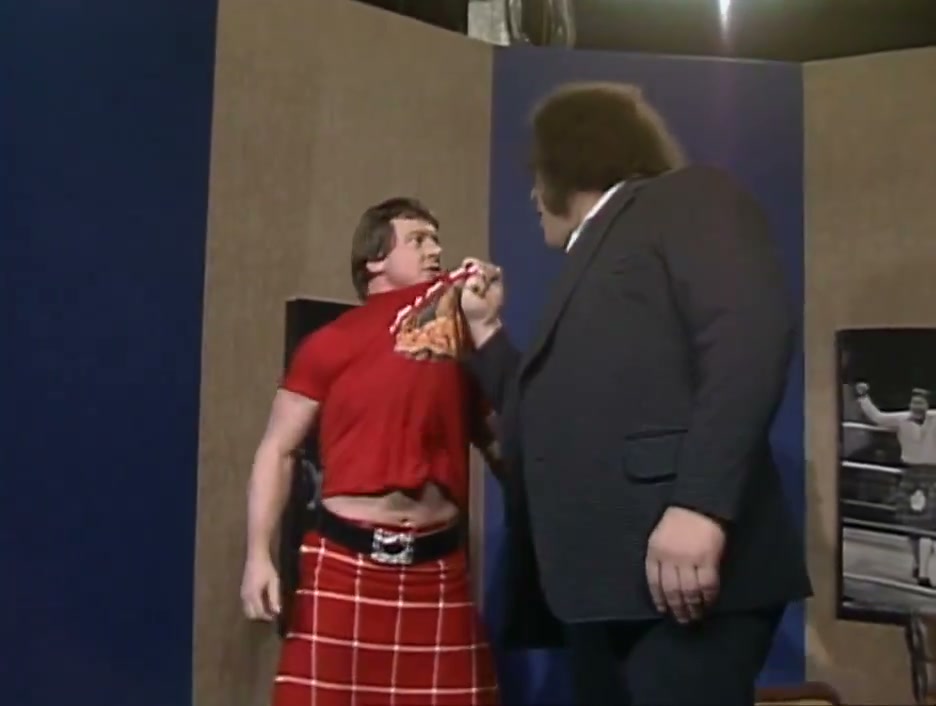 アンドレザジャイアント＆ロディパイパー 📅 #OnThisDay in 1984… ANDRÉ THE GIANT vs. RODDY PIPER. 🔥 Months