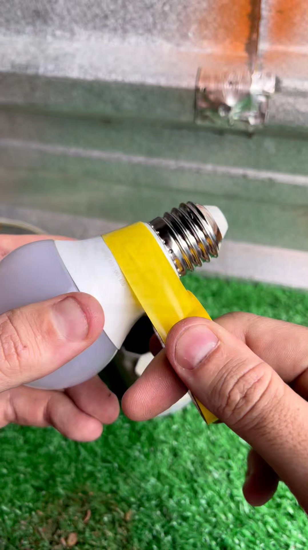 Simple technique to recover a burnt LED bulb #AmericanBuilds # ...