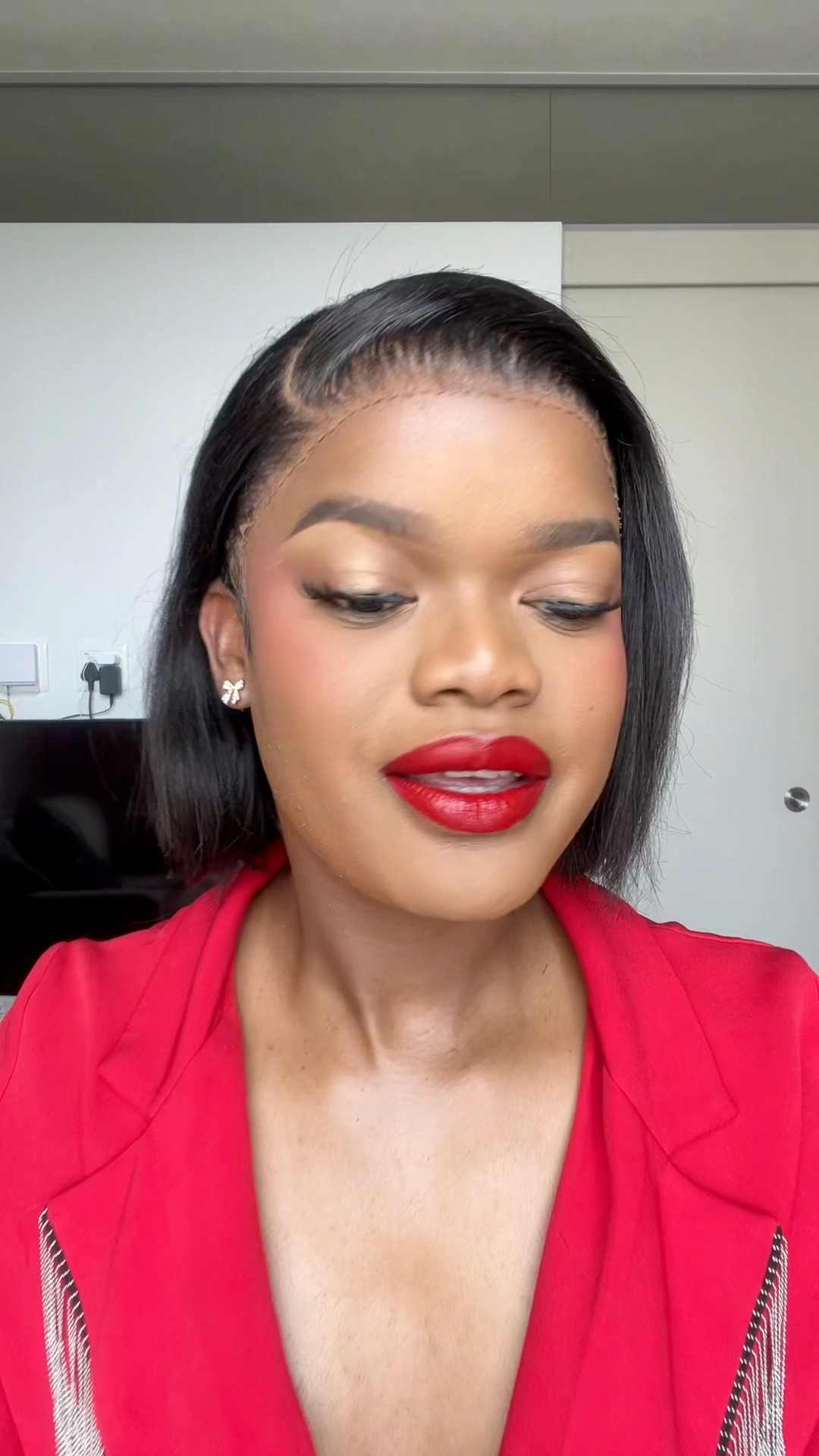 U BEFOO ️🎄 (I am aware that my lace is lifting) #makeup #transformation ...