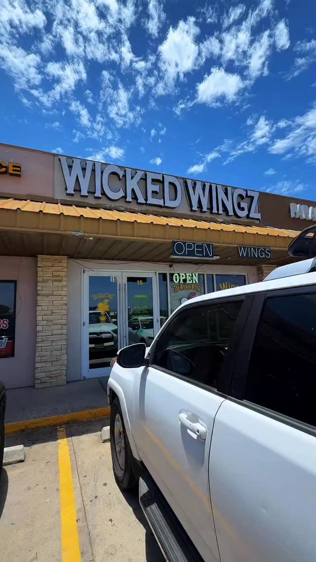 Wicked wingz 🐔✨📍401 Shiloh Suite 15 Hours: ⏰ (Mon-Thur: 11-10