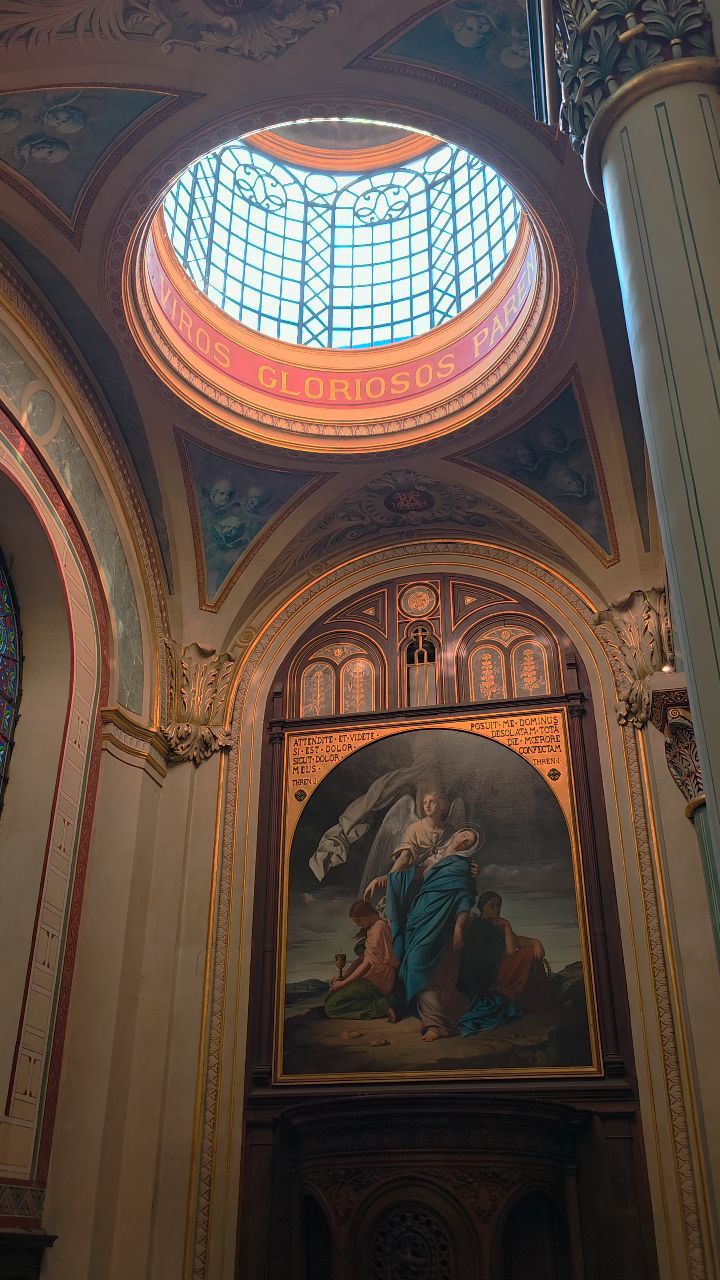 Notre-Dame is overcrowded and in my opinion overrated. There are so ...
