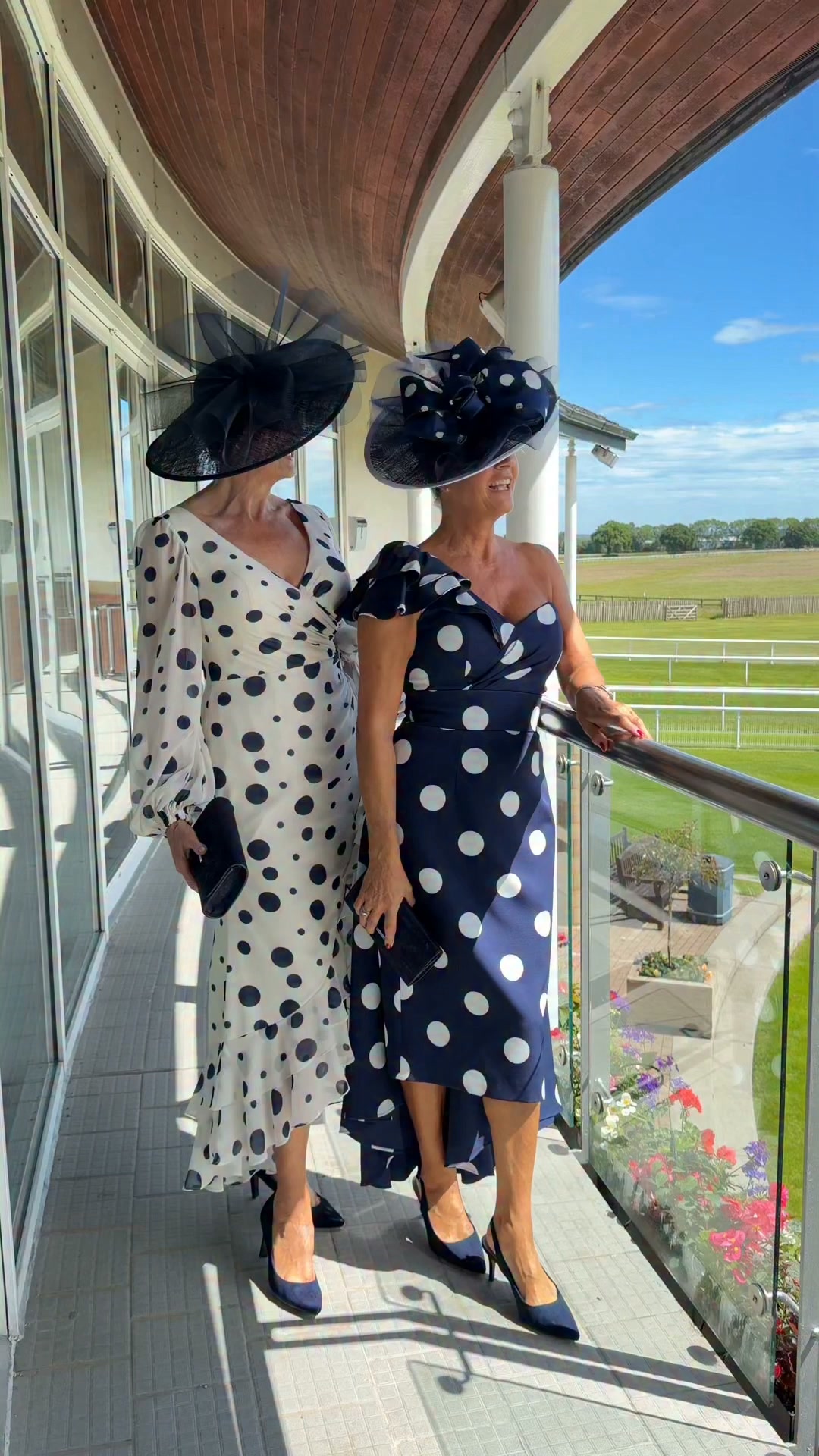 black dress for the races What is your Ladies Day look? 💃🌸, With Ladies Day presented by Porsche Centre Hull less than a month away, it’s time to start planning your Ladies Day outfit. We’ve partnered with Molly Browns to Size:1 Years For cooler weather euro-summer Group-Dresses Helsa The Lace Mini