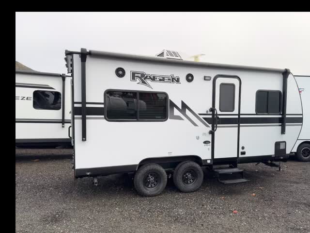Check out what just hit the lot 2025 @genesissupreme_rv Ragen 155 LTE ...