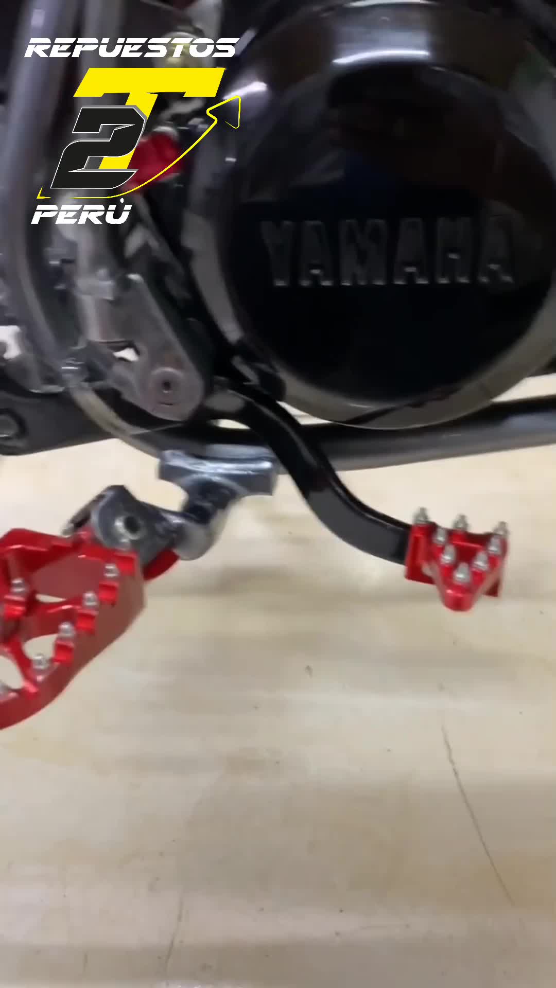 ESCAPE CARACOL YAMAHA DT 125 175 Formotos