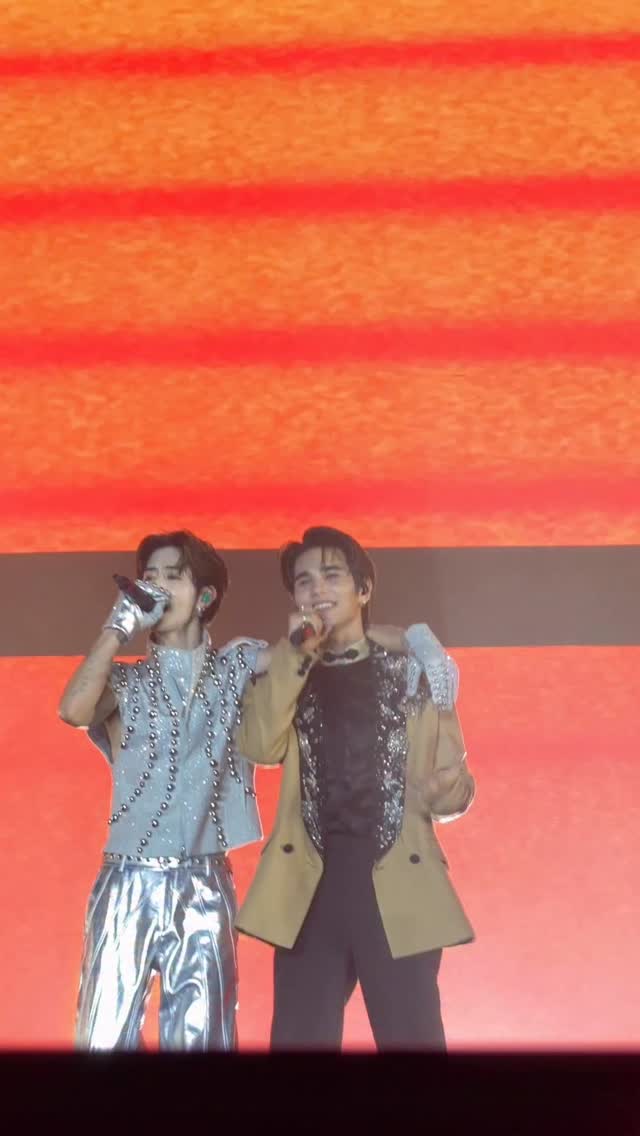 2พี่น้องหล่อมากก 💚 MARK TUAN COUNTDOWN ICONSIAM #MARKTUANxICONSIAM JEFF ...