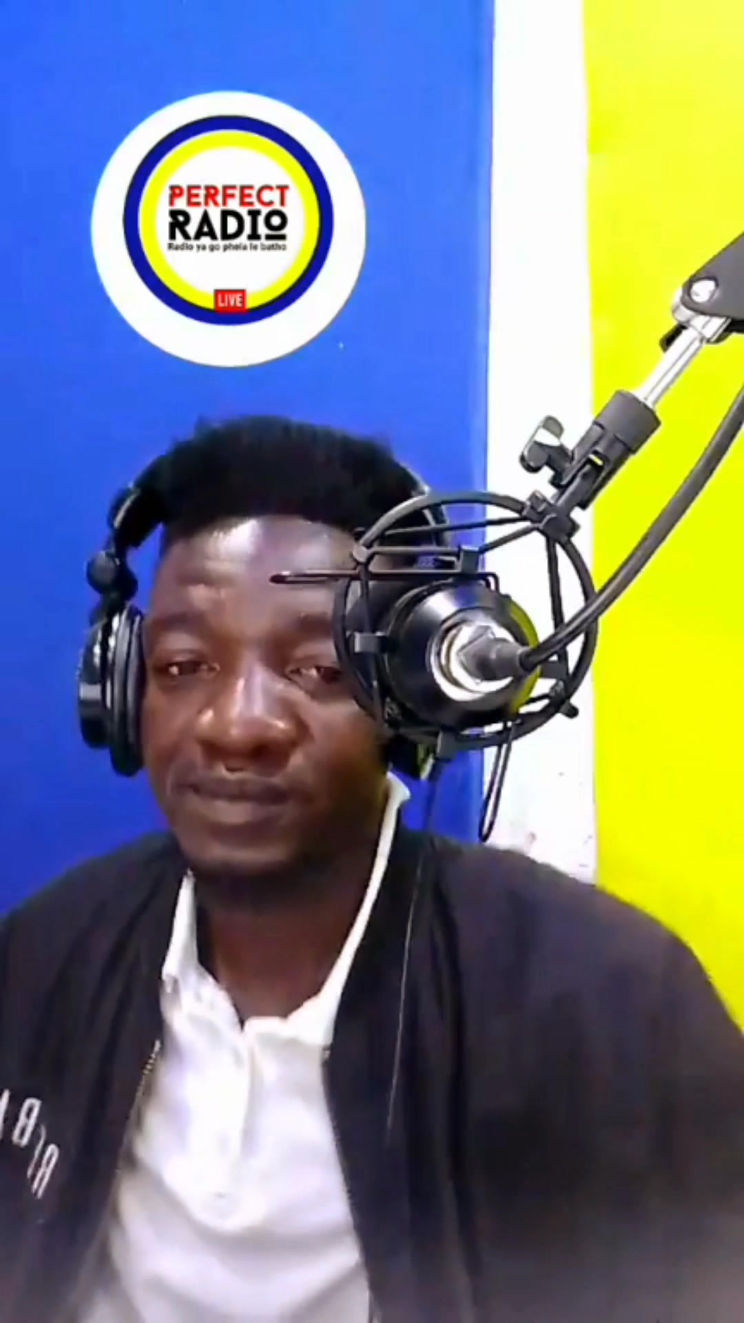let's do this again on Saturday(tomorrow) Perfect Radio 📻 Radio ya go ...