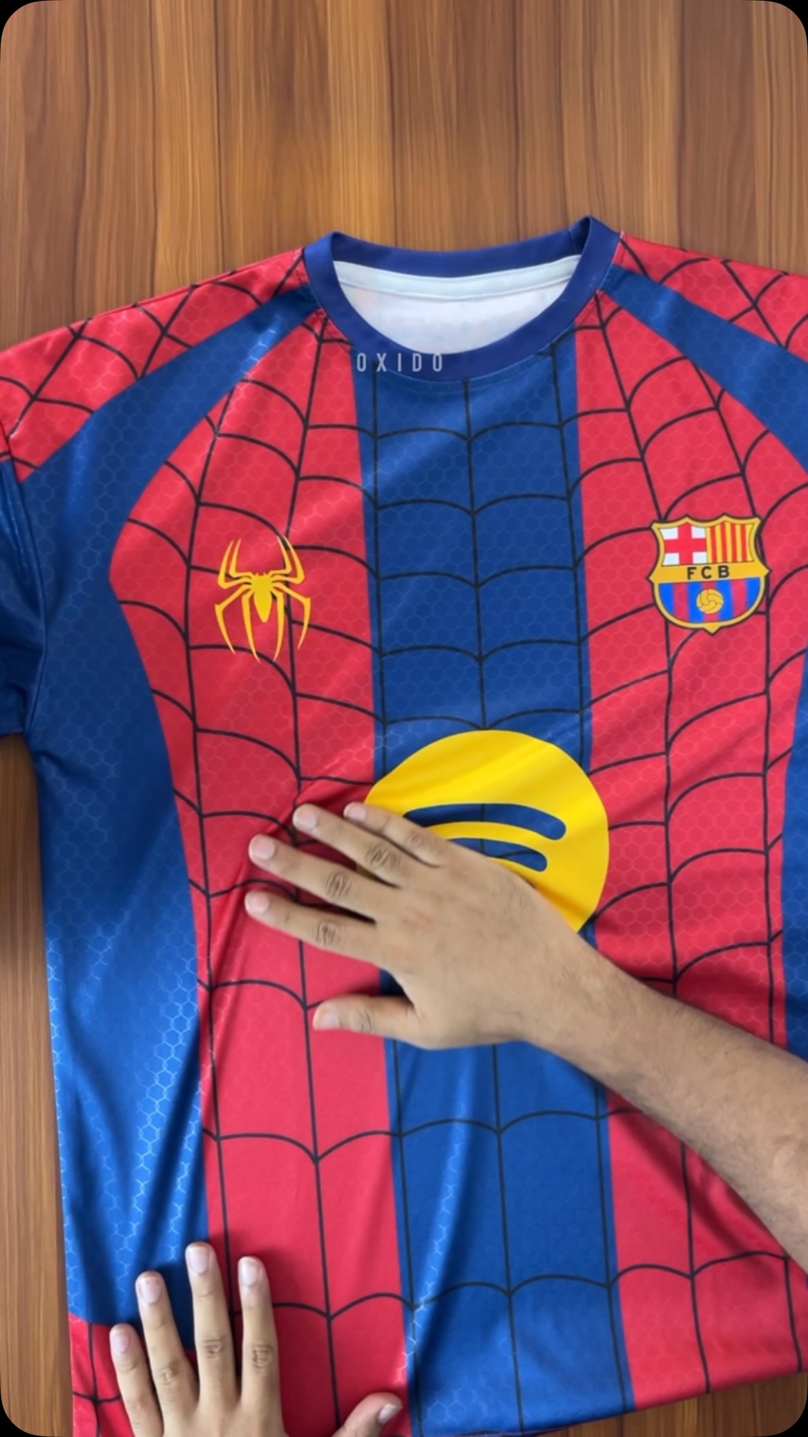 FCバルセロナ スパイダーマン ユニフォーム 🕷️ SPIDEY X BARCELONA RETRO JERSEY 🔵🔴 Premium China Honeycomb